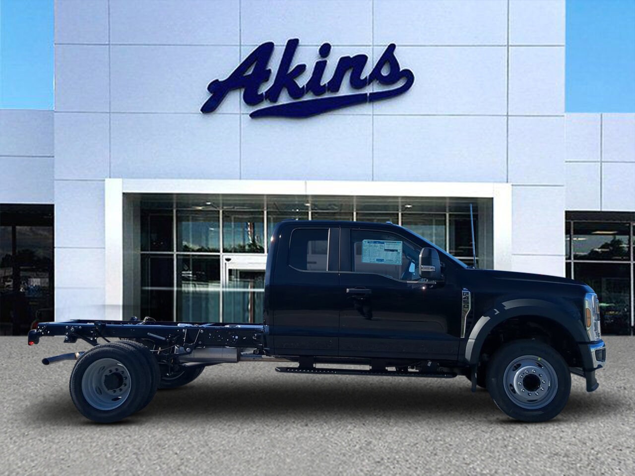 2026 Ford F-450 Super Duty Chassis Cab