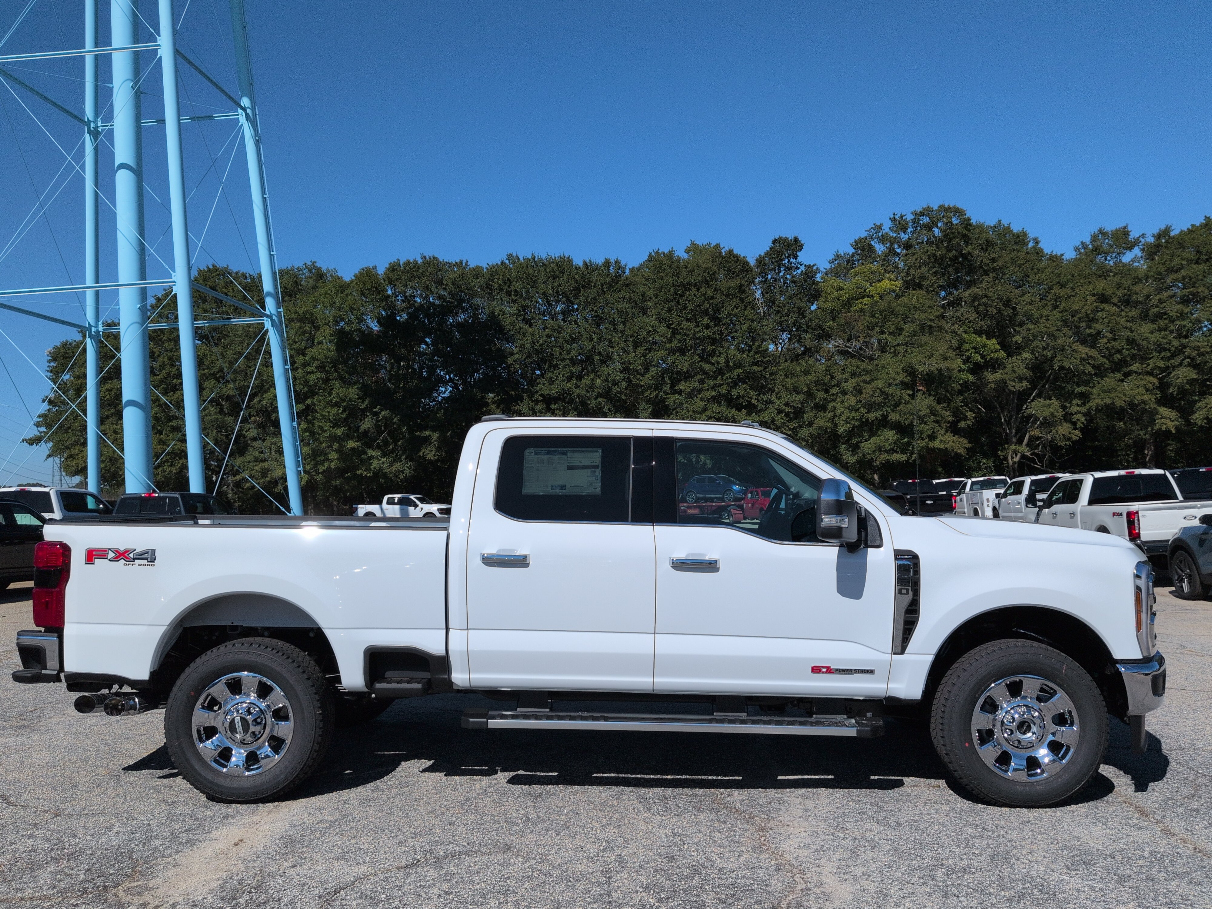 New 2027 Ford Super Duty F-250 SRW LARIAT TRUCK