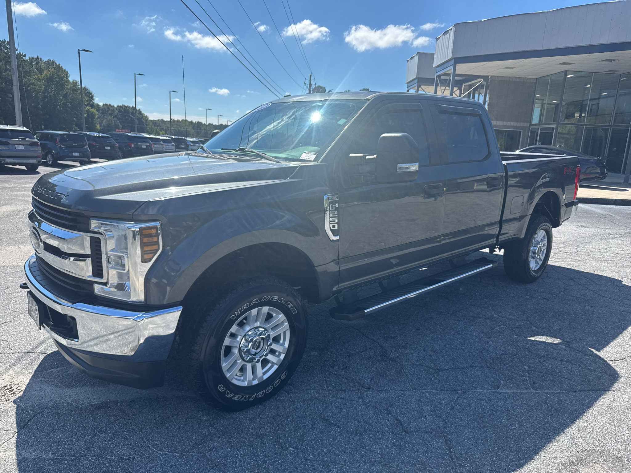 Used 2019 Ford F-250 XL Crew Cab Truck