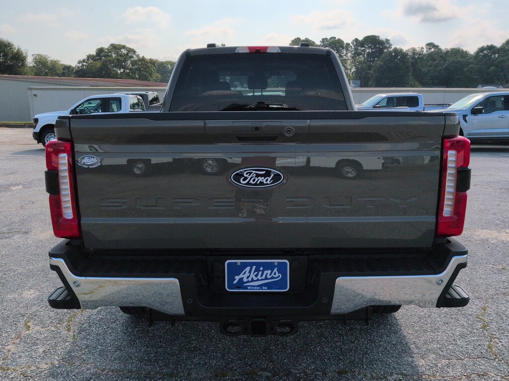 New 2027 Ford Super Duty F-250 SRW LARIAT TRUCK