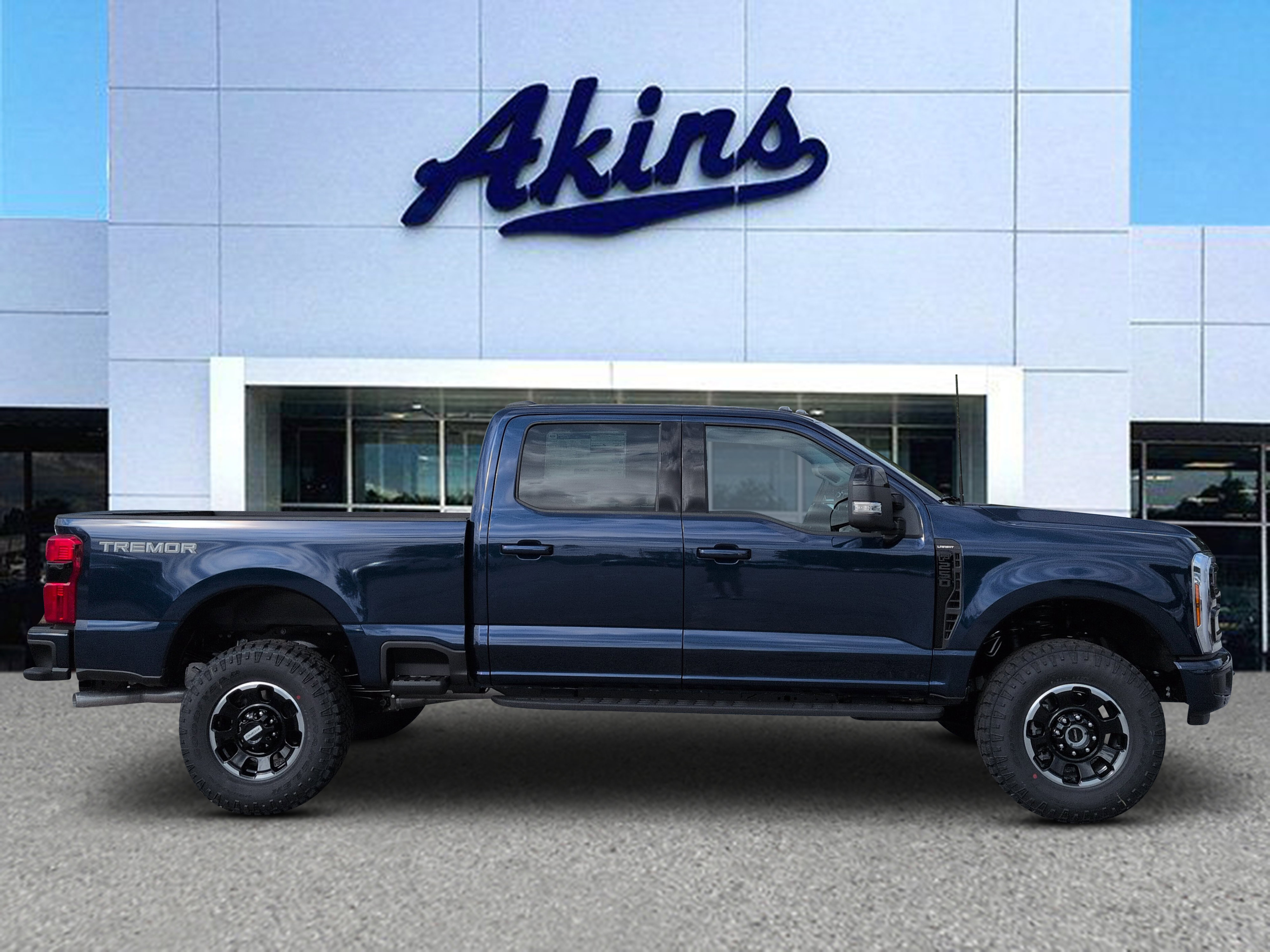 New 2027 Ford Super Duty F-250 SRW LARIAT TRUCK