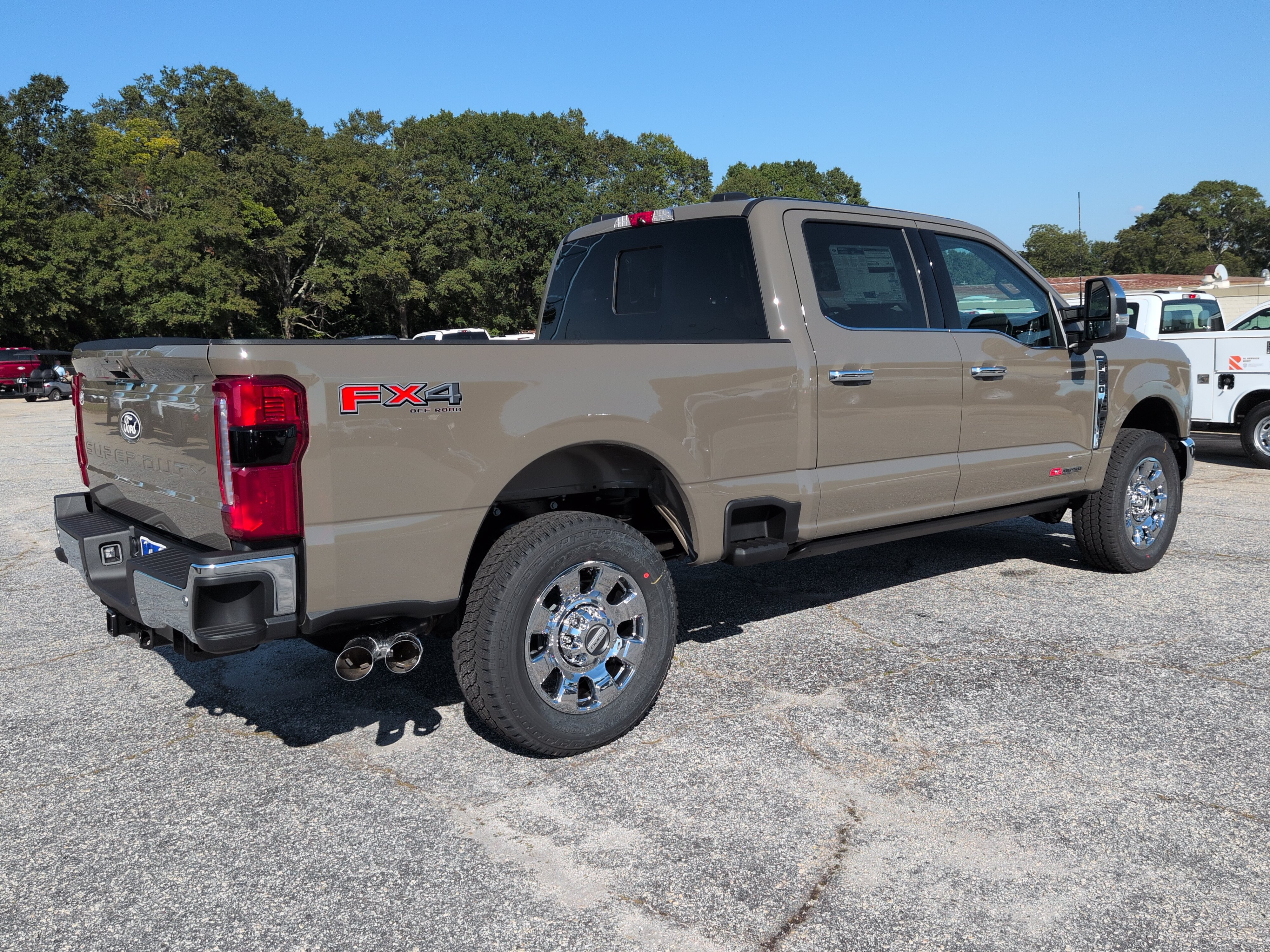 New 2027 Ford Super Duty F-250 SRW LARIAT TRUCK