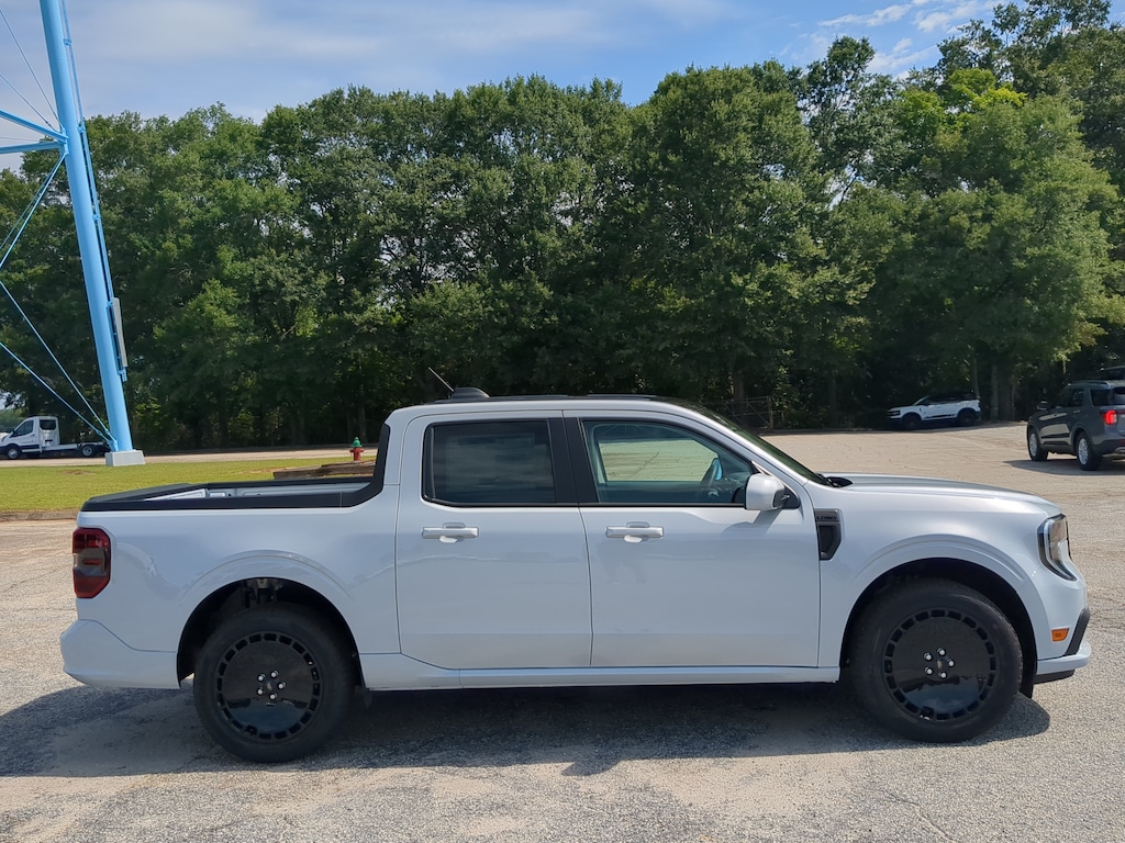 New 2026 Ford Maverick Lobo TRUCK