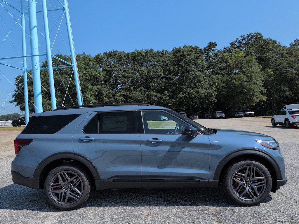 New 2026 Ford Explorer ST-Line SUV