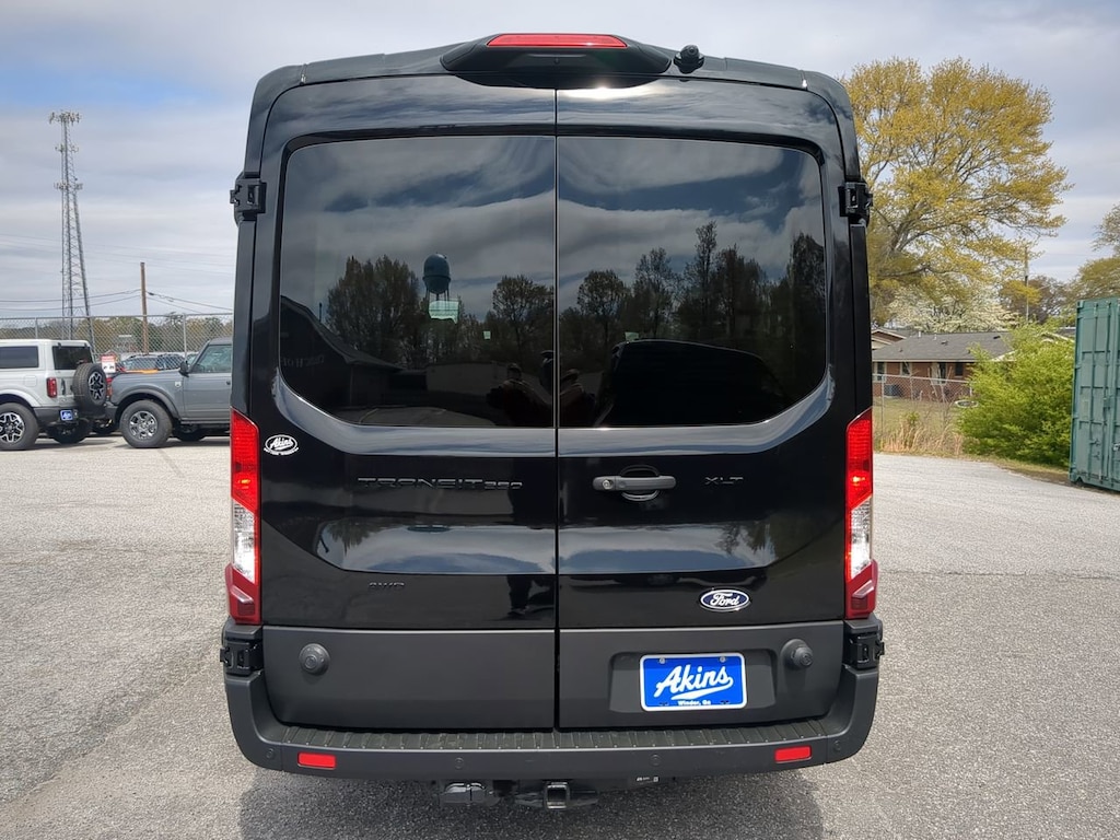 New 2026 Ford Transit Passenger Wagon XLT VAN
