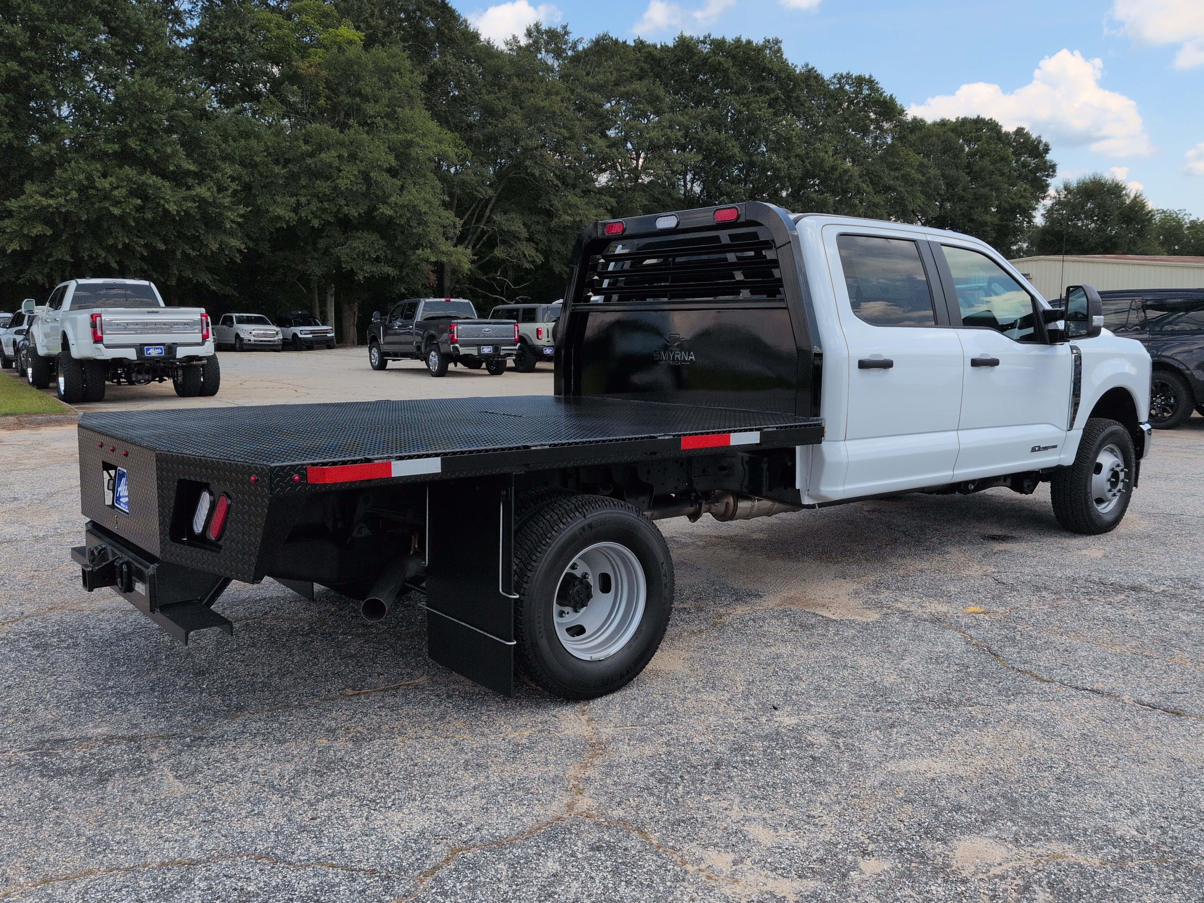New 2026 Ford Super Duty F-350 DRW Flatbed TRUCK