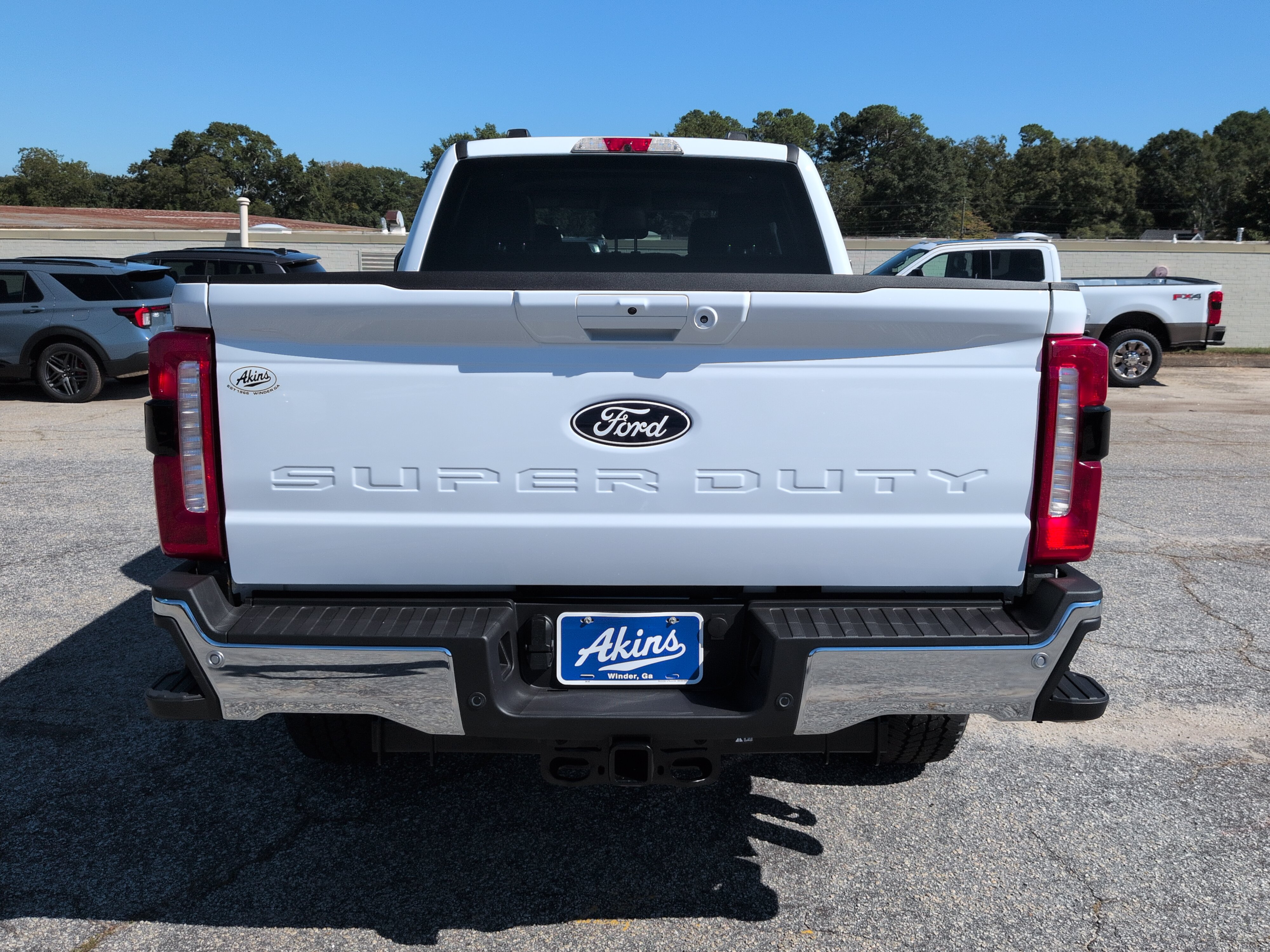 New 2027 Ford Super Duty F-250 SRW LARIAT TRUCK