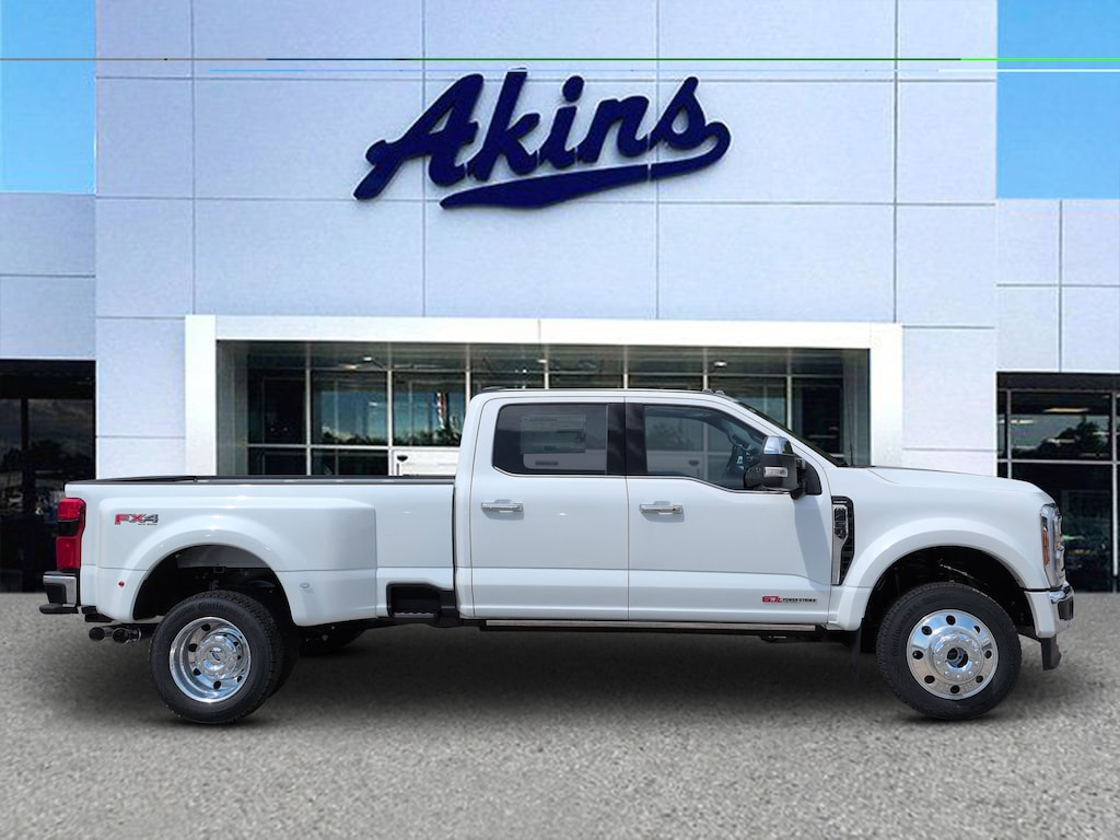 New 2026 Ford Super Duty F-450 DRW Lariat TRUCK