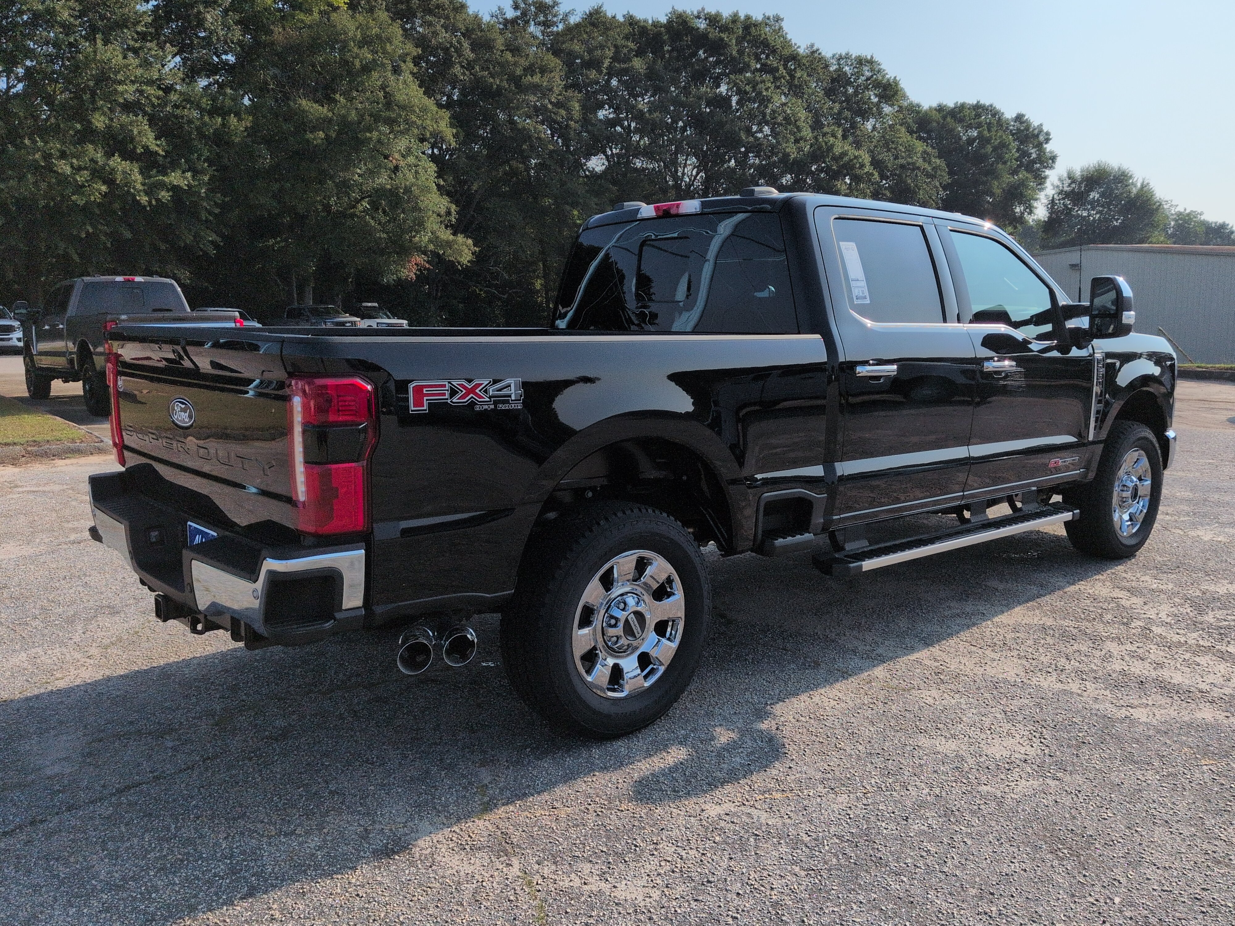 New 2027 Ford Super Duty F-250 SRW LARIAT TRUCK