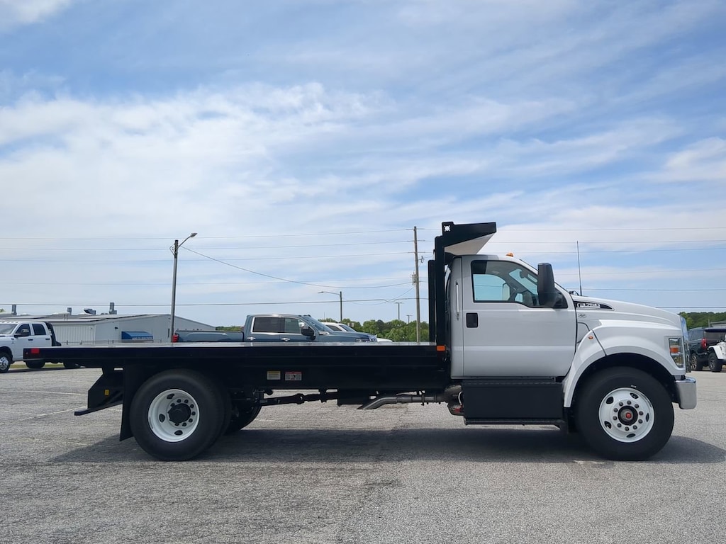 New 2027 Ford F-750 Flatbed TRUCK