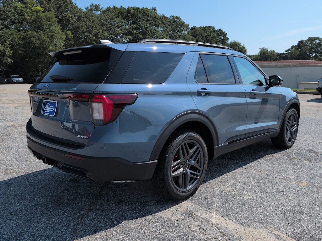 New 2026 Ford Explorer ST-Line SUV