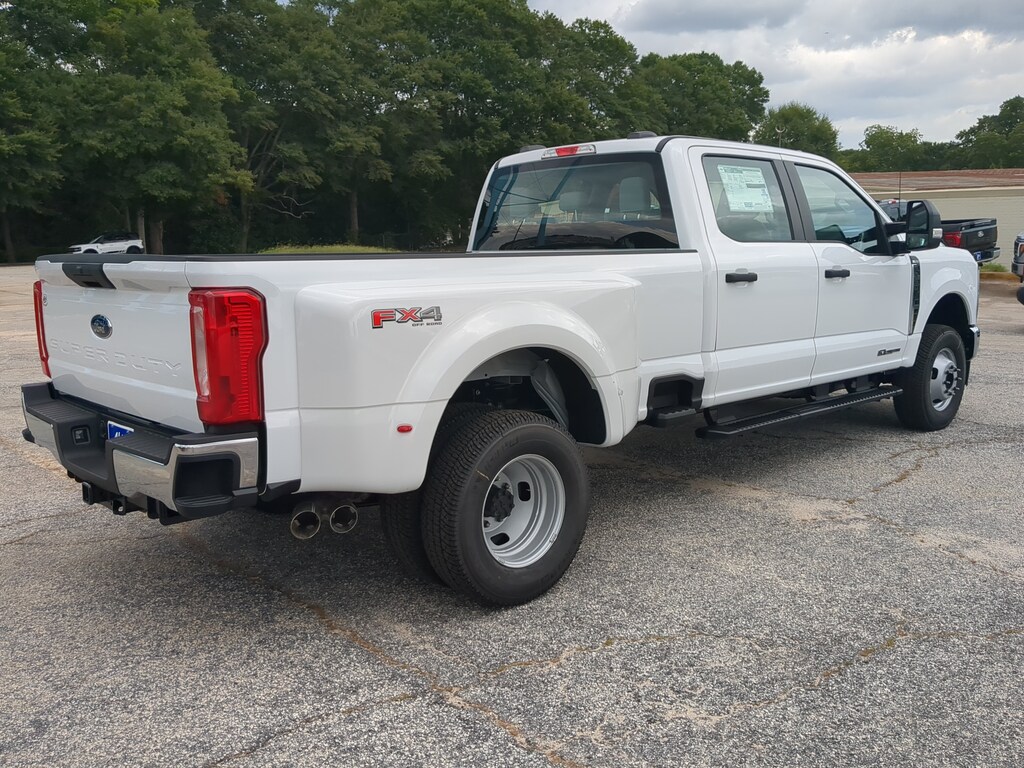 New 2026 Ford Super Duty F-350 DRW XL TRUCK