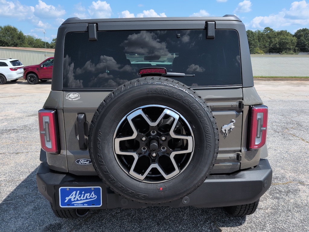 New 2026 Ford Bronco Outer Banks SUV
