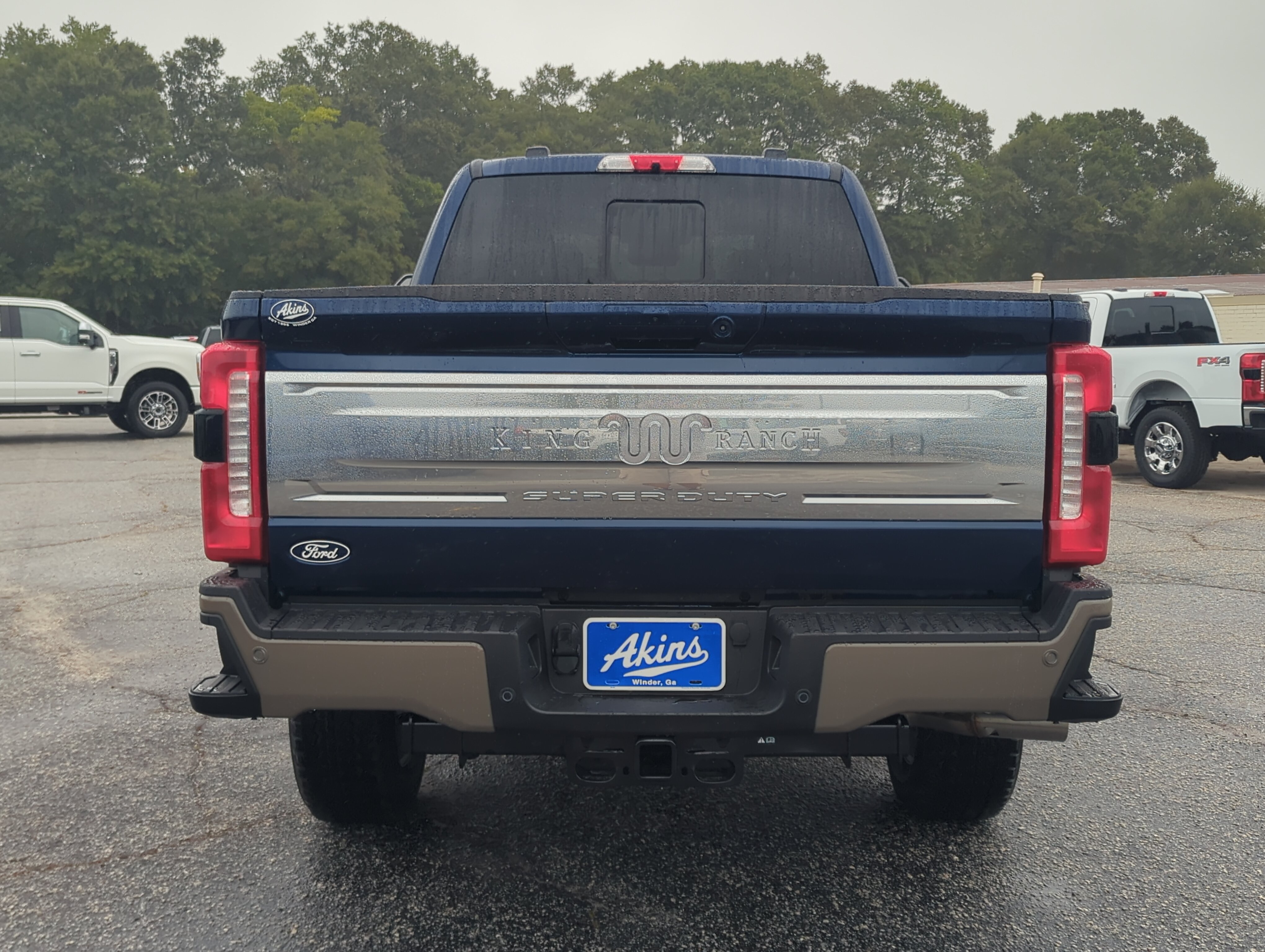 New 2027 Ford Super Duty F-350 SRW King Ranch TRUCK