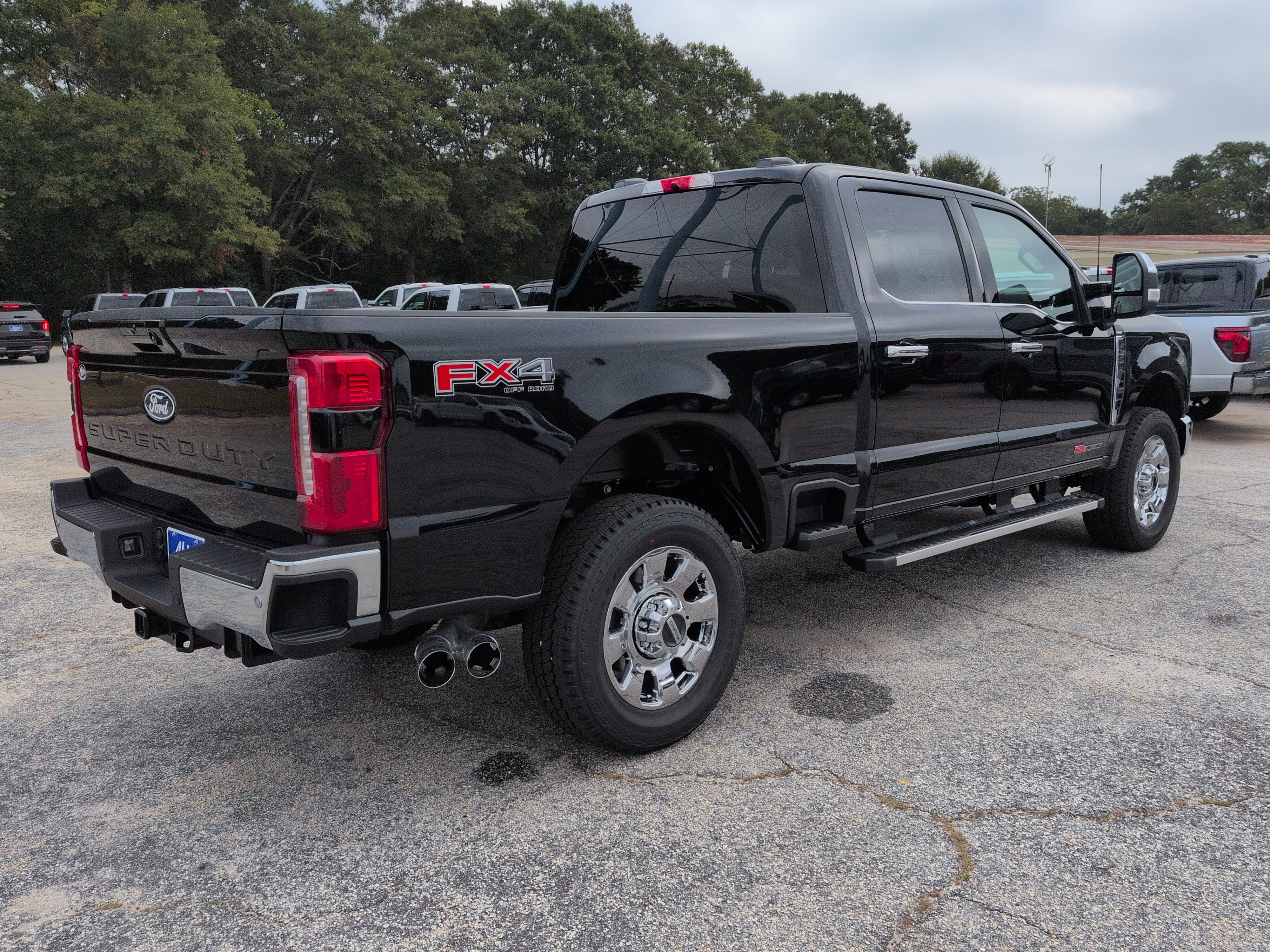 New 2027 Ford Super Duty F-250 SRW LARIAT TRUCK