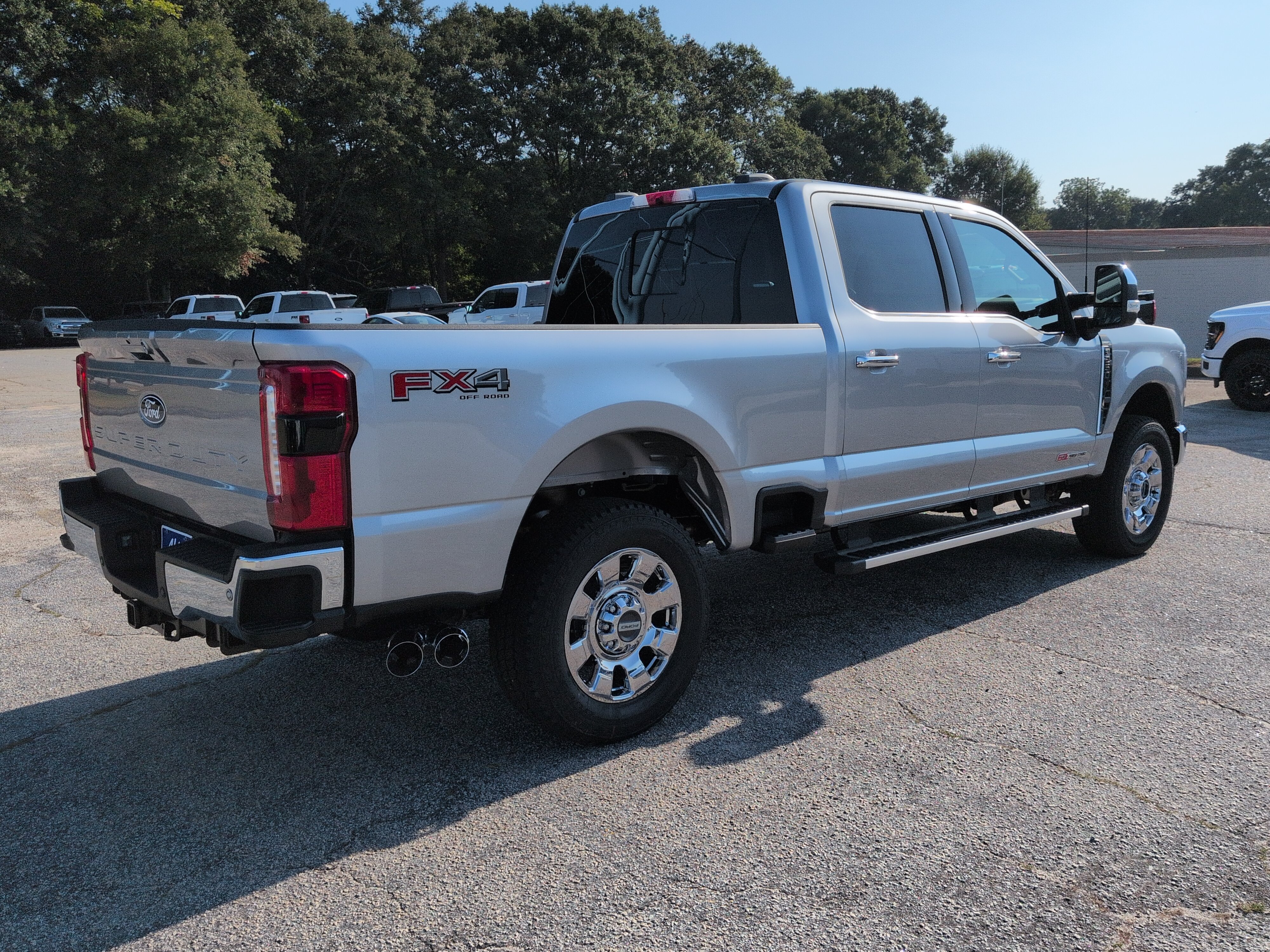 New 2027 Ford Super Duty F-250 SRW LARIAT TRUCK