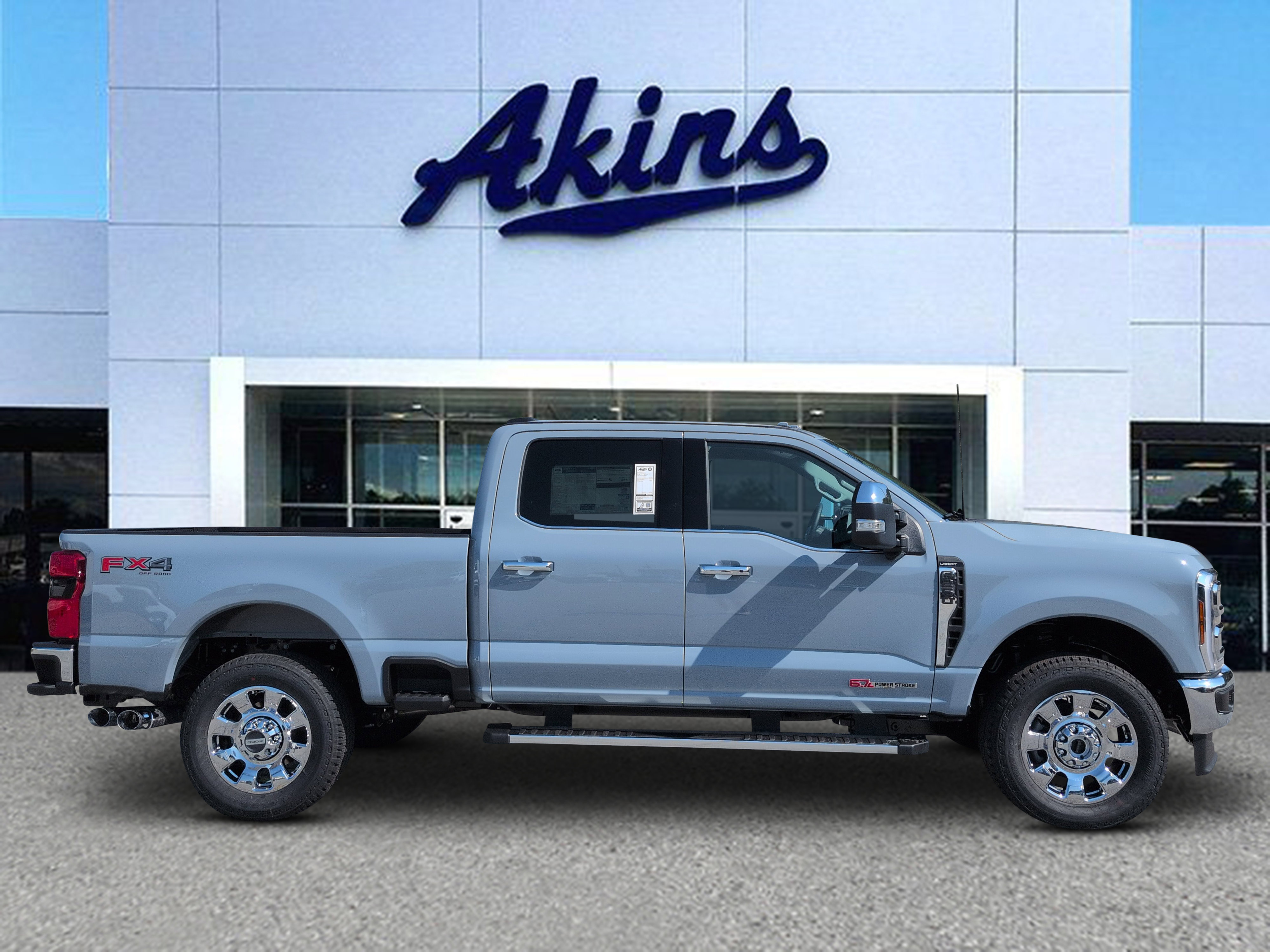 New 2027 Ford Super Duty F-250 SRW LARIAT TRUCK