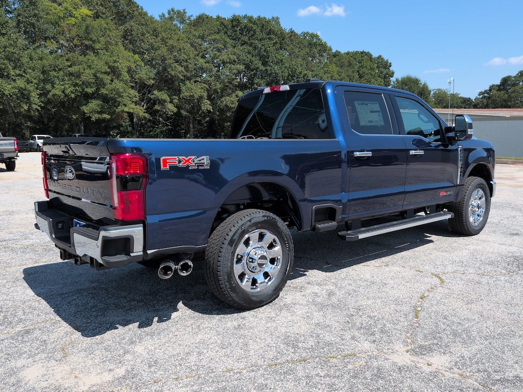 New 2027 Ford Super Duty F-250 SRW LARIAT TRUCK
