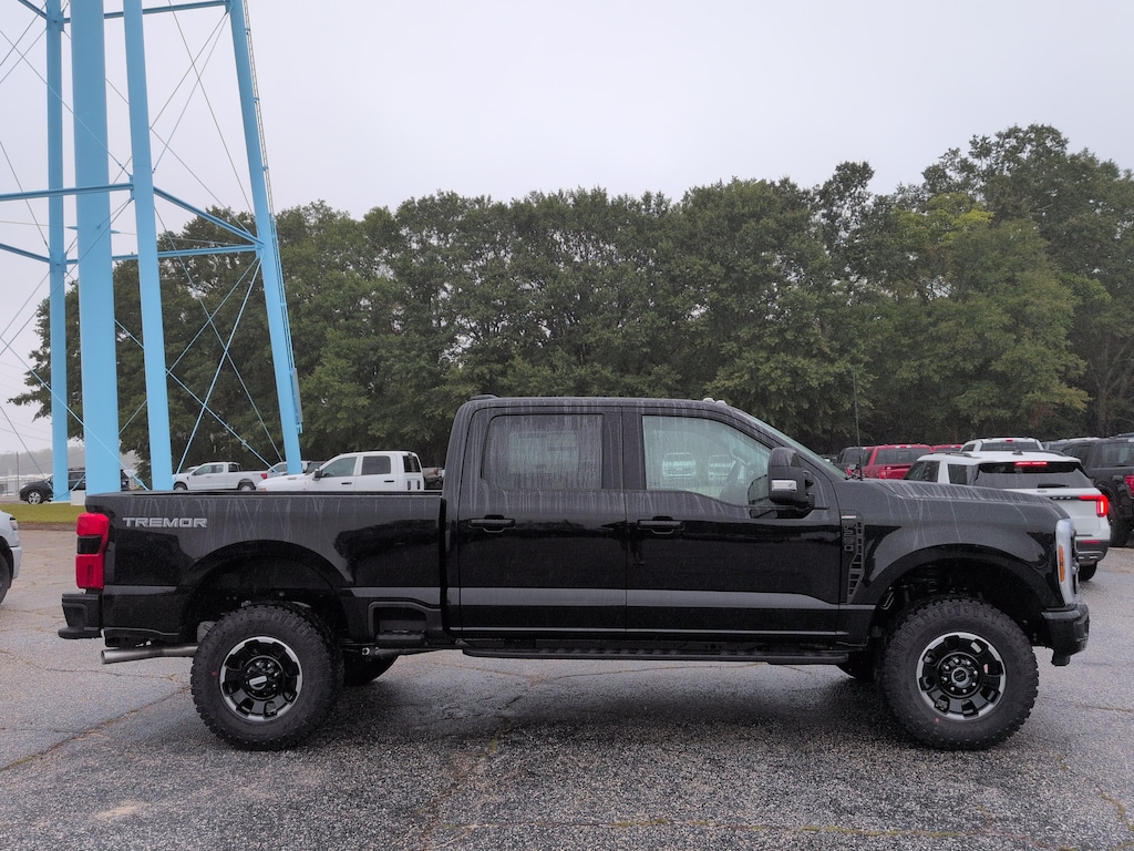 New 2027 Ford Super Duty F-250 SRW LARIAT TRUCK