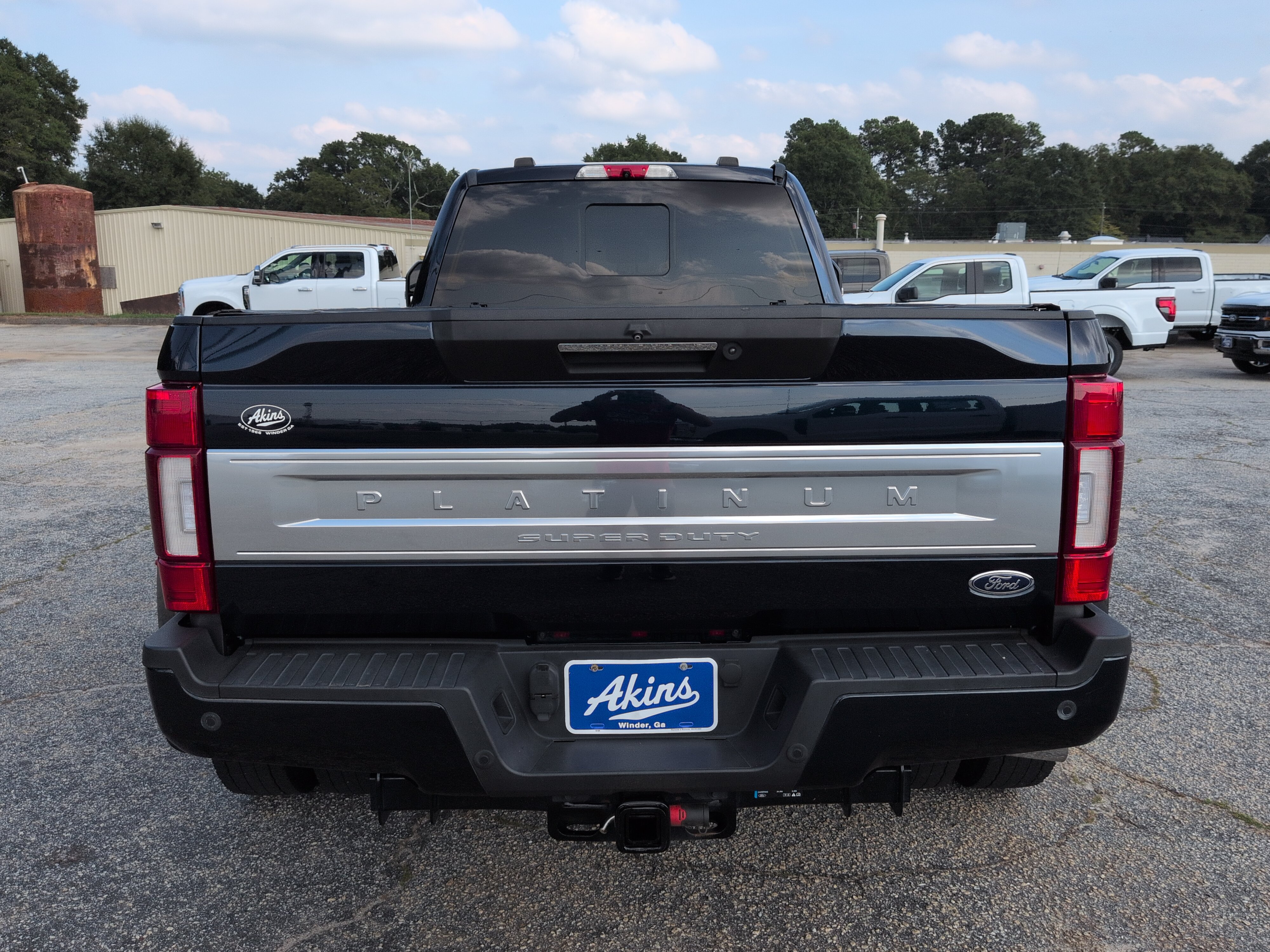 Certified 2022 Ford Superduty Platinum DRW CREW CAB LONG BED TRUCK
