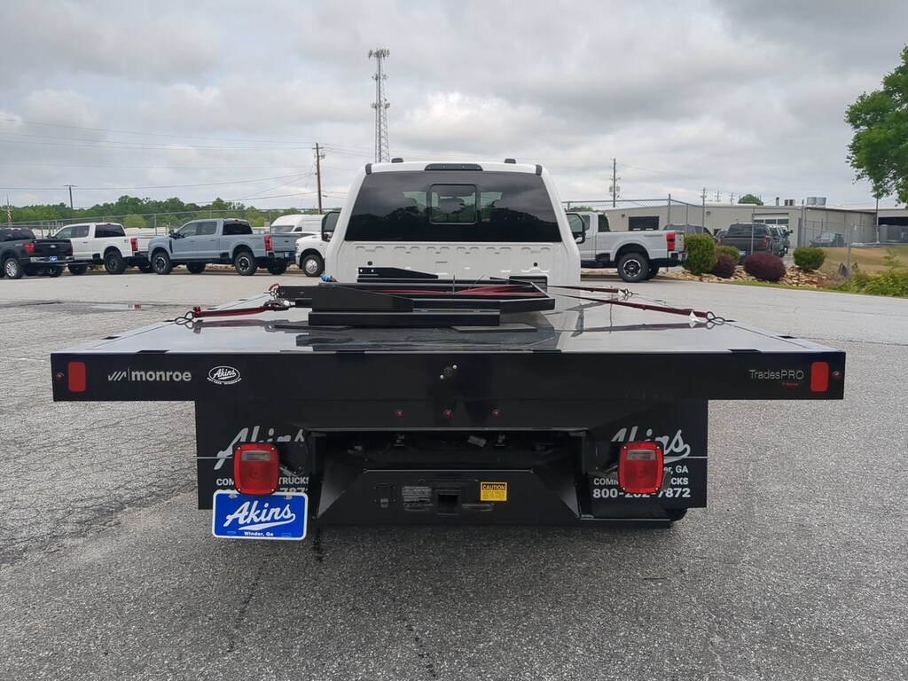 New 2026 Ford Super Duty F-450 DRW Flatbed TRUCK