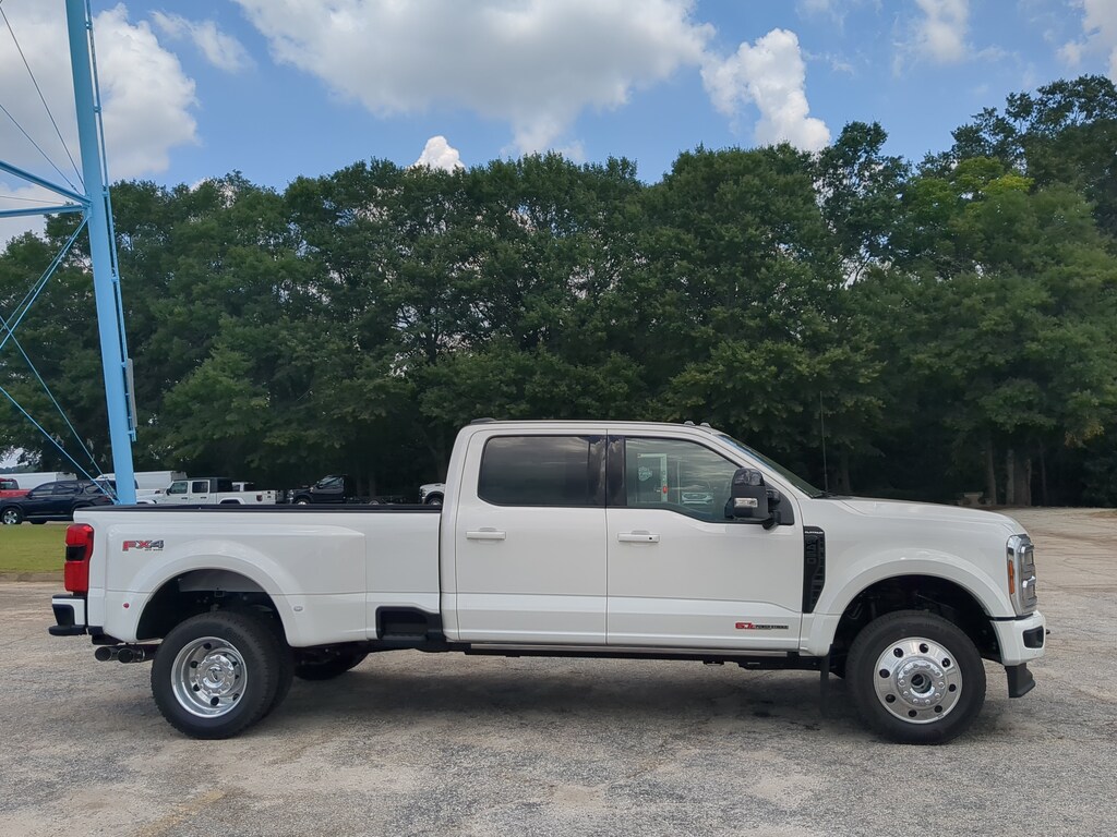 New 2026 Ford Super Duty F-450 DRW Platinum TRUCK
