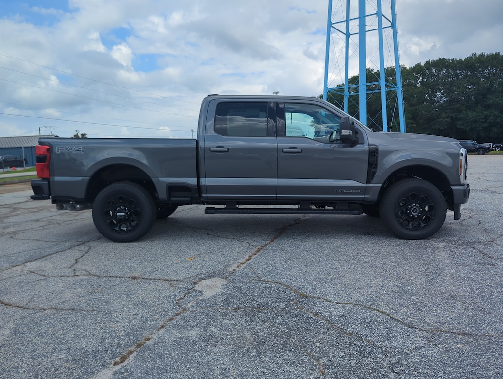 New 2026 Ford Super Duty F-250 SRW Lariat TRUCK