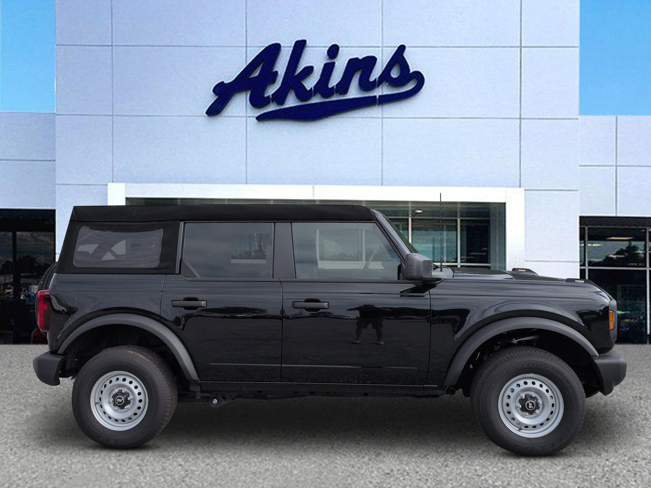2025 Ford Bronco 4-Door