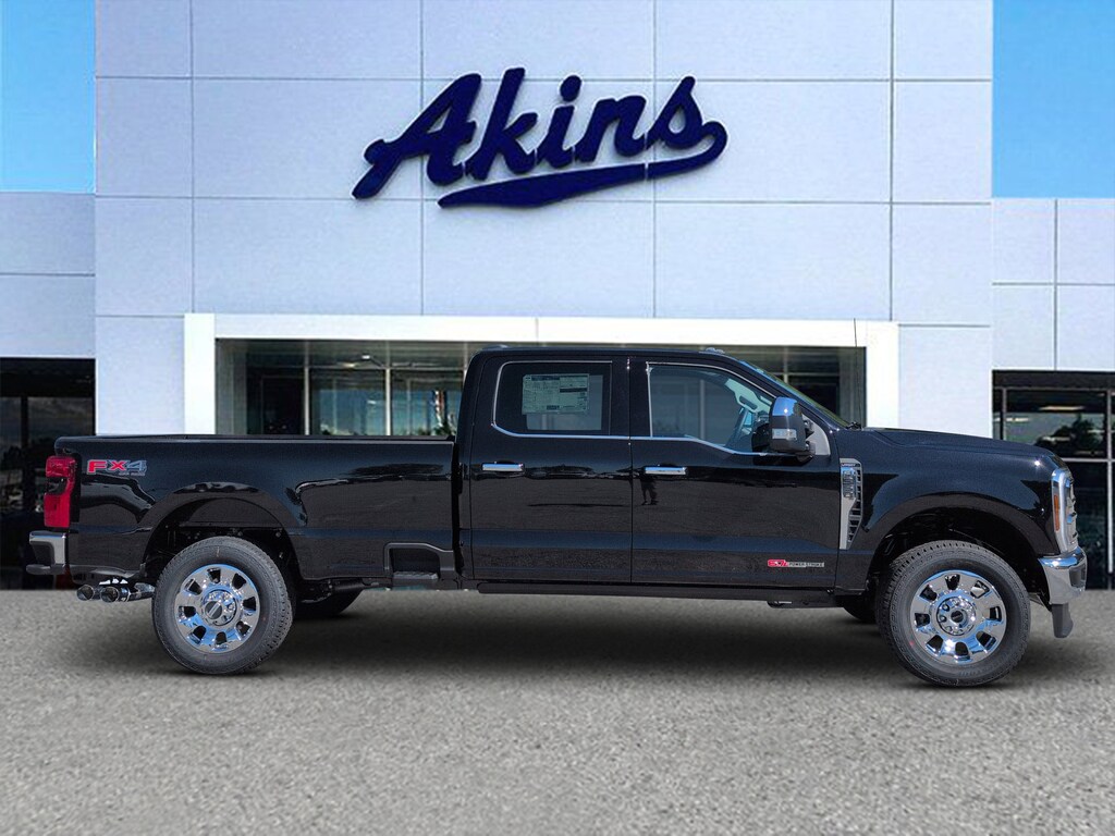 New 2027 Ford Super Duty F-350 SRW LARIAT TRUCK