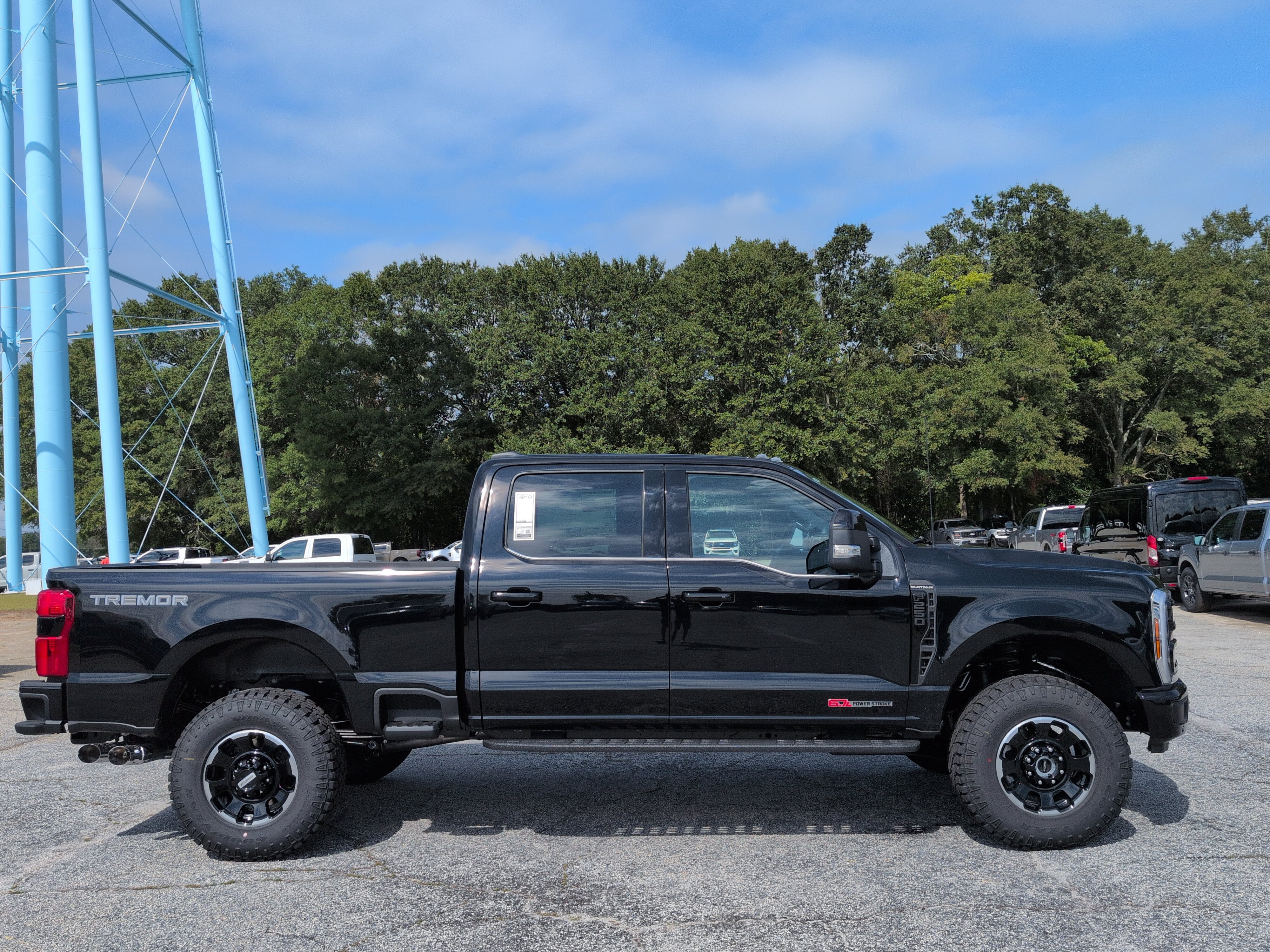 New 2027 Ford Super Duty F-250 SRW Platinum TRUCK