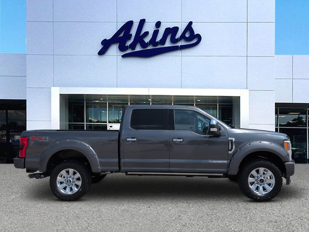 Certified 2018 Ford F-250 Platinum CREW CAB TRUCK