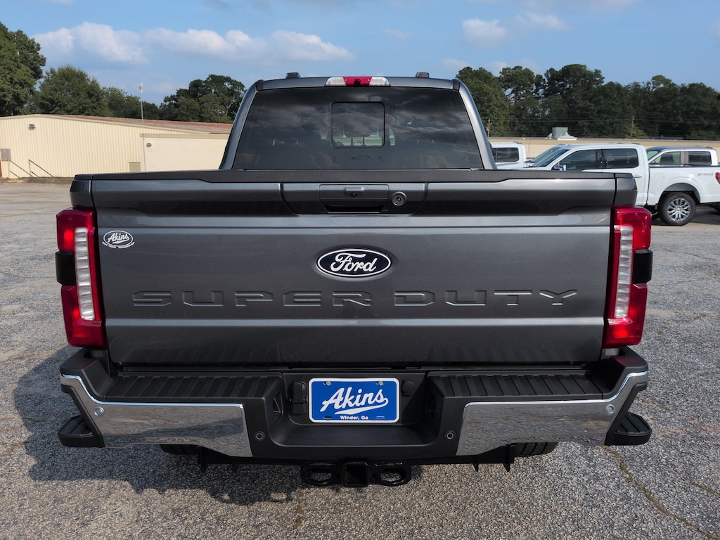 New 2027 Ford Super Duty F-250 SRW LARIAT TRUCK