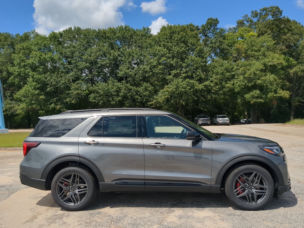 New 2026 Ford Explorer ST SUV