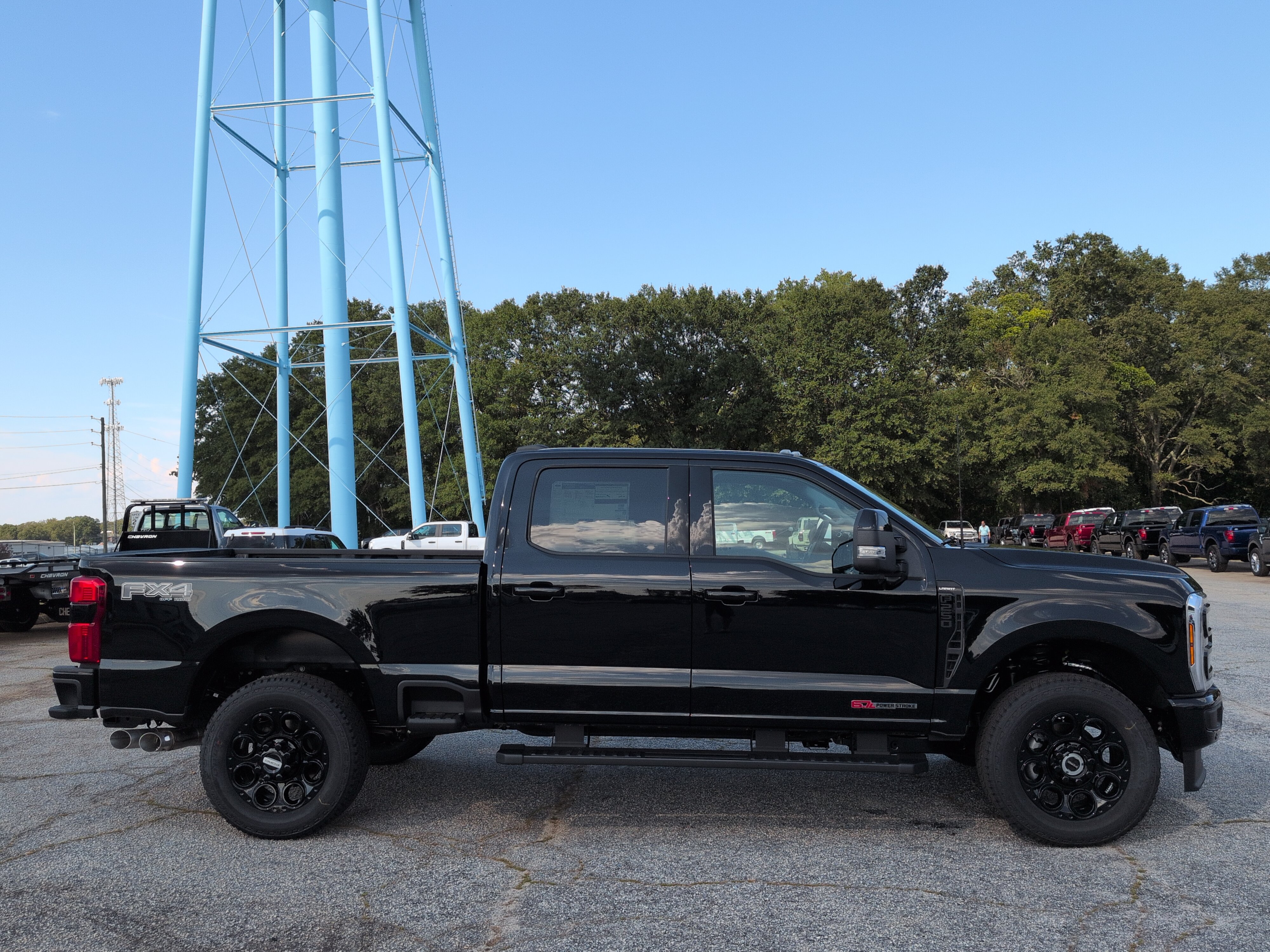 New 2027 Ford Super Duty F-250 SRW LARIAT TRUCK