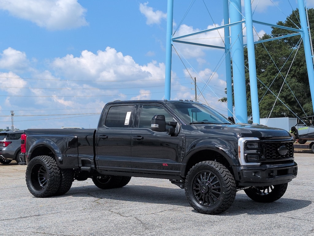 New 2026 Ford Super Duty F-450 DRW Platinum TRUCK
