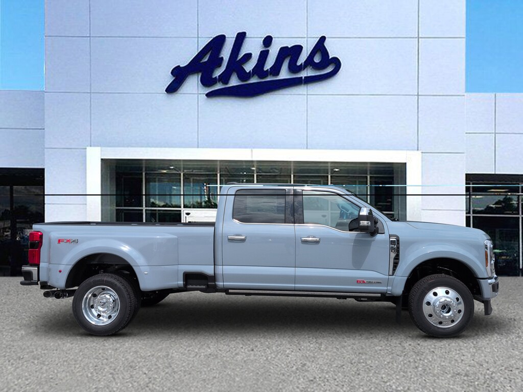 New 2026 Ford Super Duty F-450 DRW Lariat