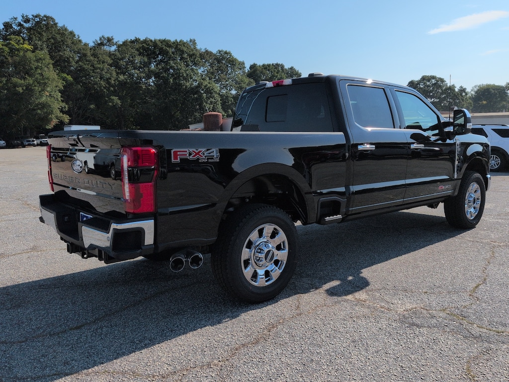 New 2027 Ford Super Duty F-250 SRW LARIAT TRUCK