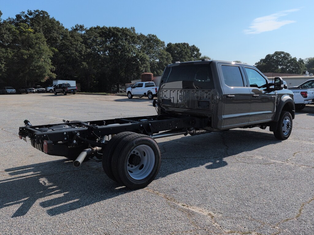 New 2027 Ford Super Duty F-450 DRW XLT TRUCK