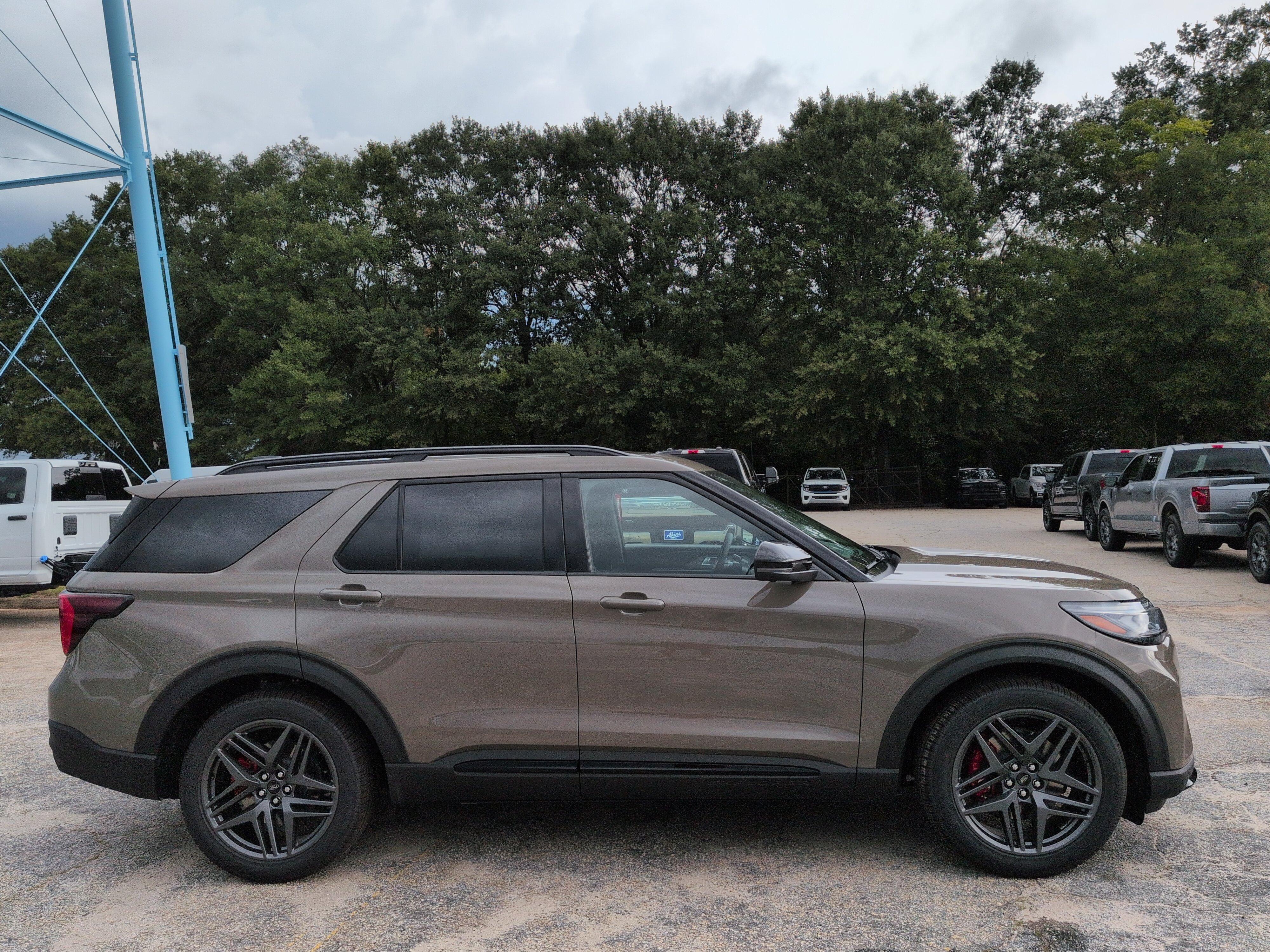 New 2027 Ford Explorer ST SUV