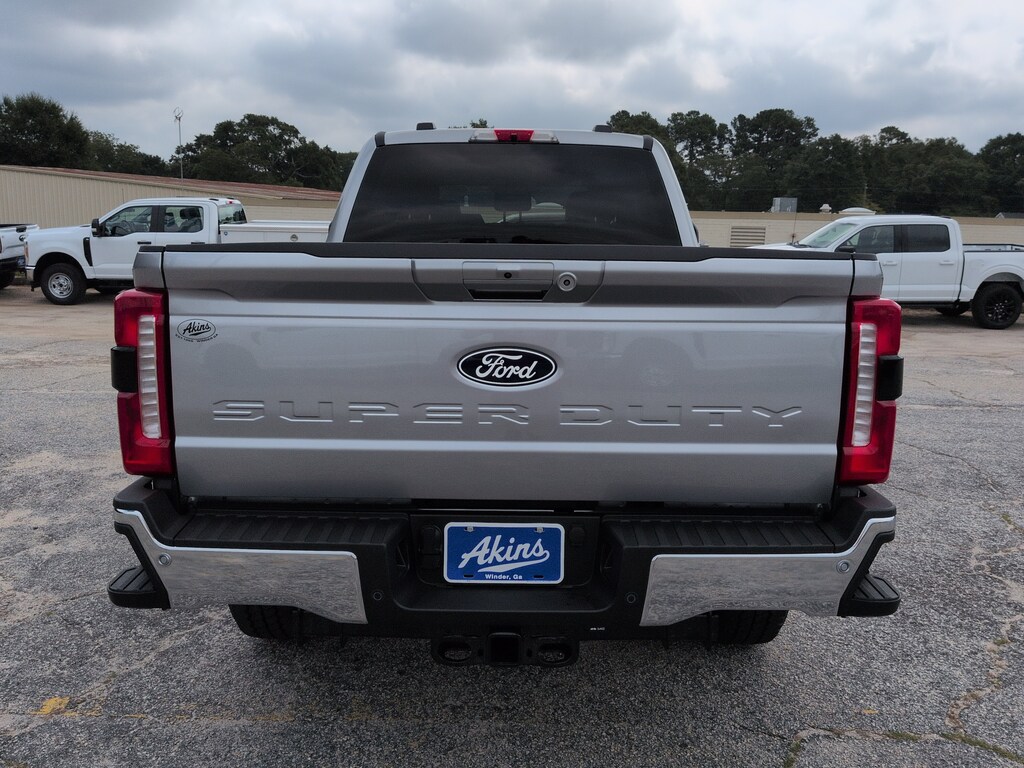 New 2027 Ford Super Duty F-250 SRW LARIAT TRUCK