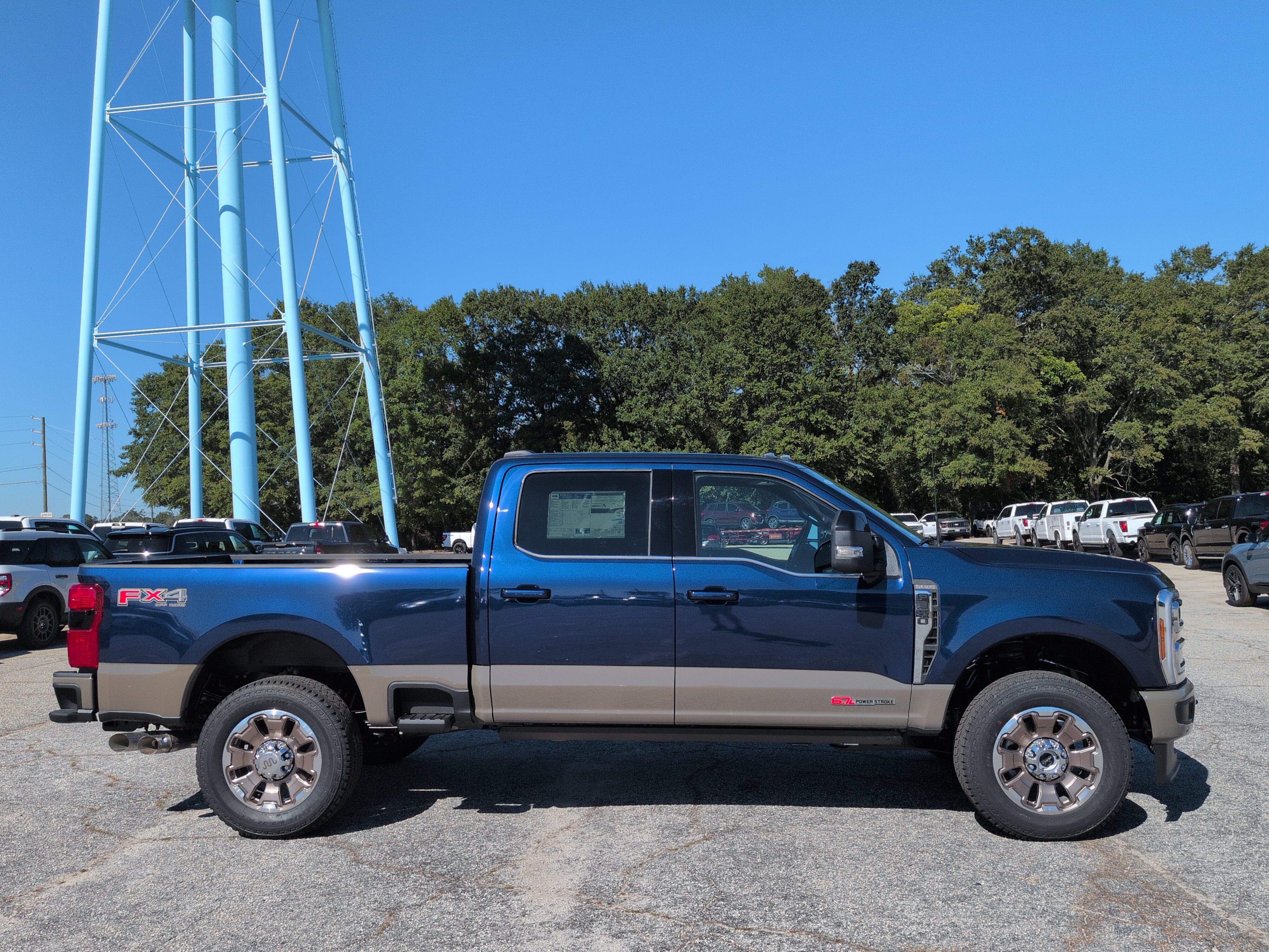 New 2027 Ford Super Duty F-350 SRW King Ranch TRUCK