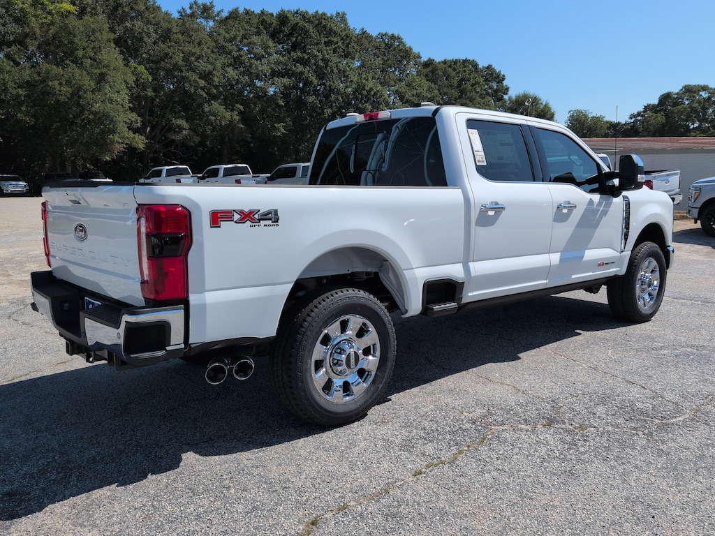 New 2027 Ford Super Duty F-250 SRW LARIAT TRUCK