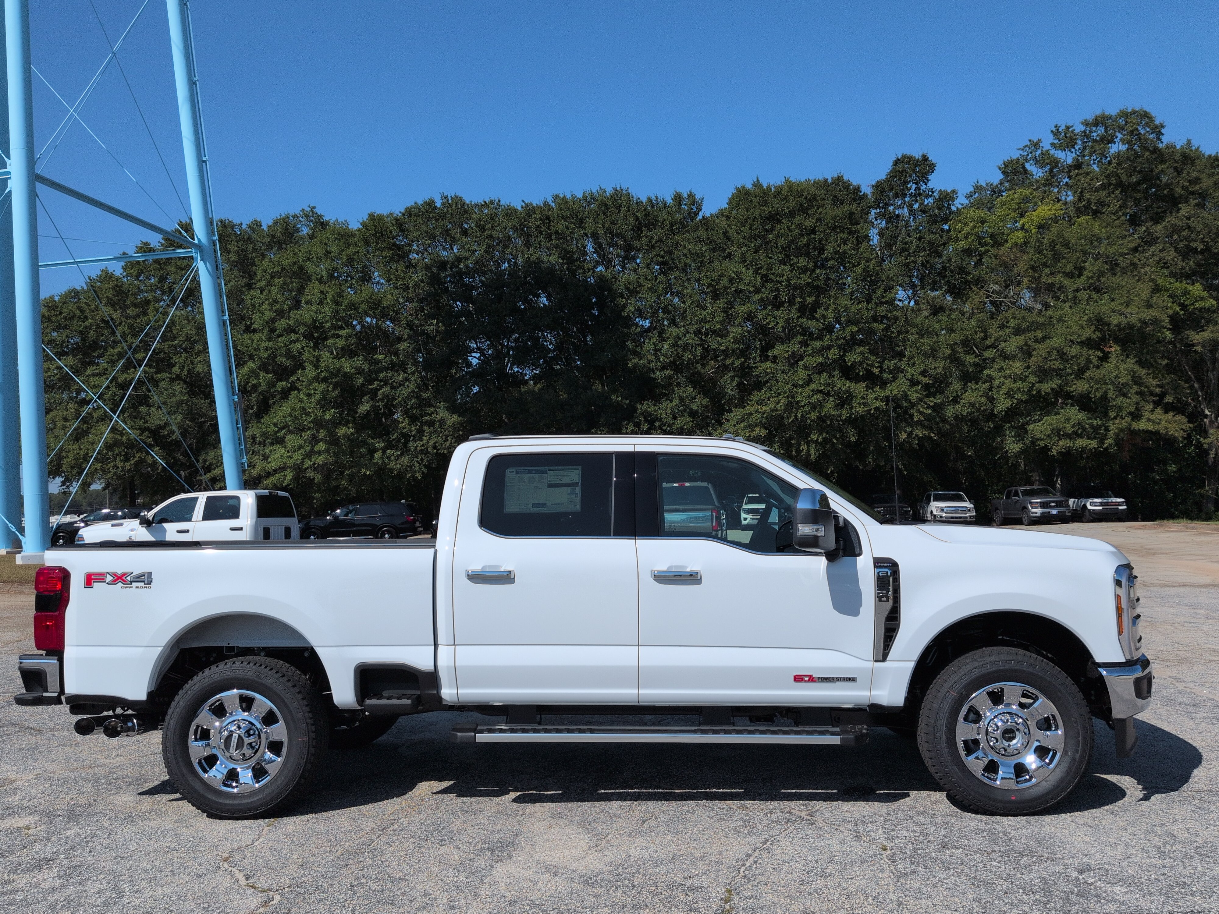 New 2027 Ford Super Duty F-250 SRW LARIAT TRUCK