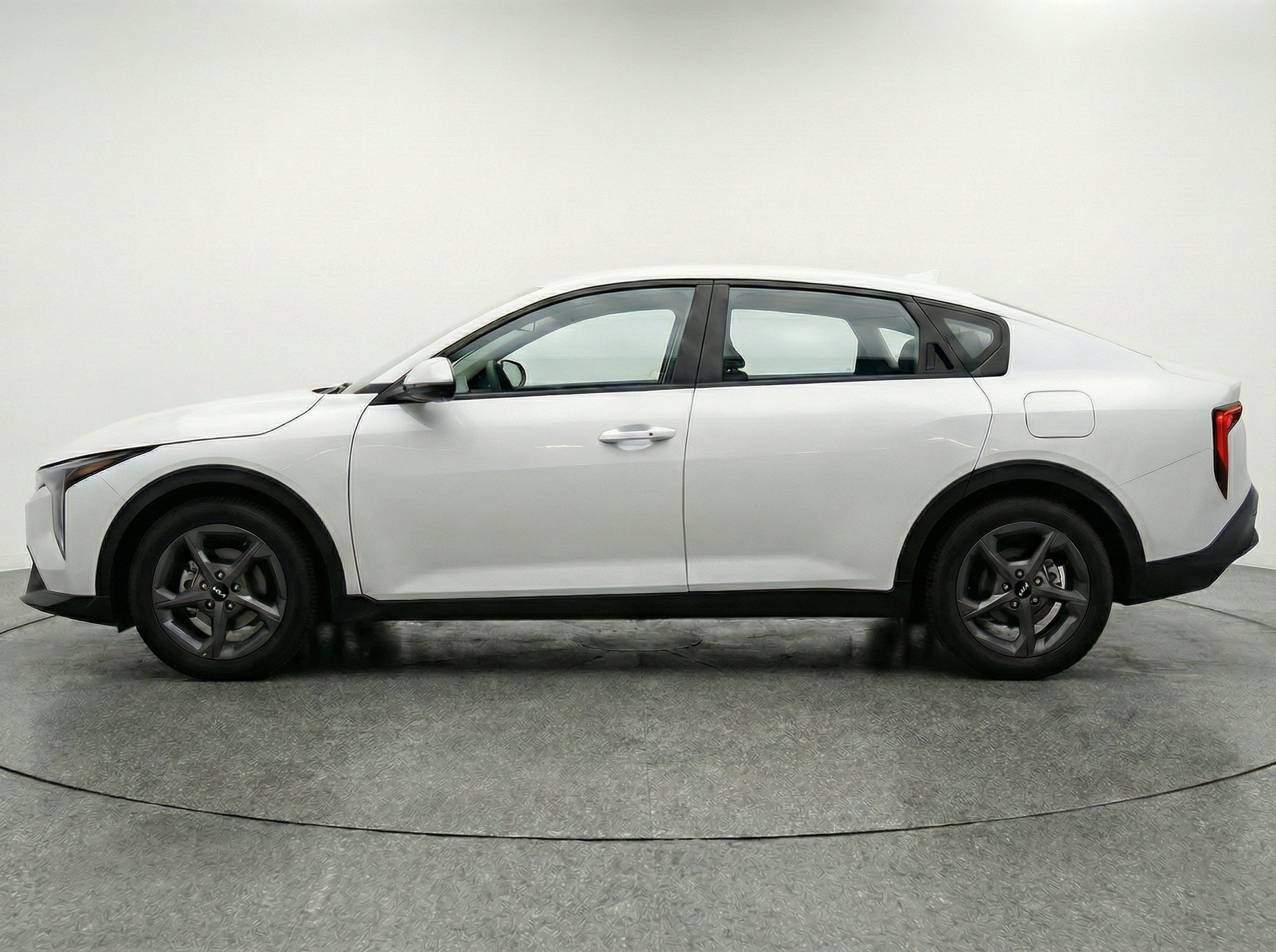 Thumbnail: 2025 Kia K4 - 5