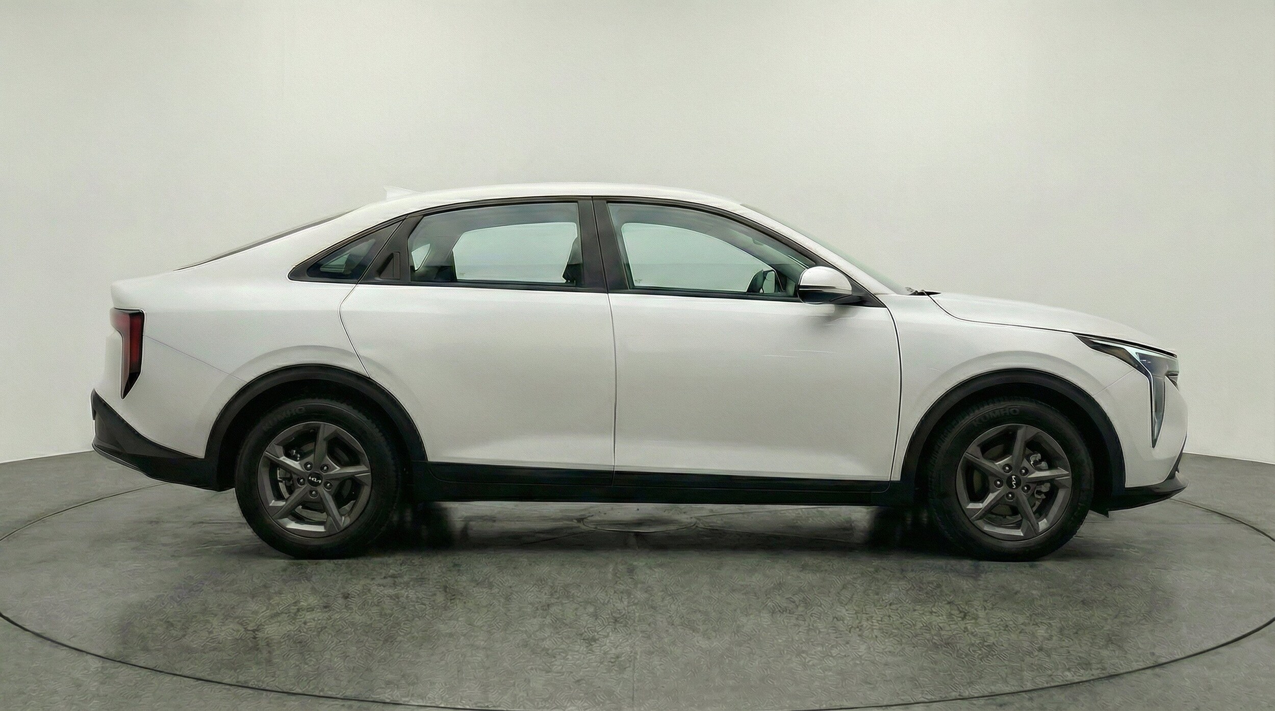 Thumbnail: 2025 Kia K4 - 10