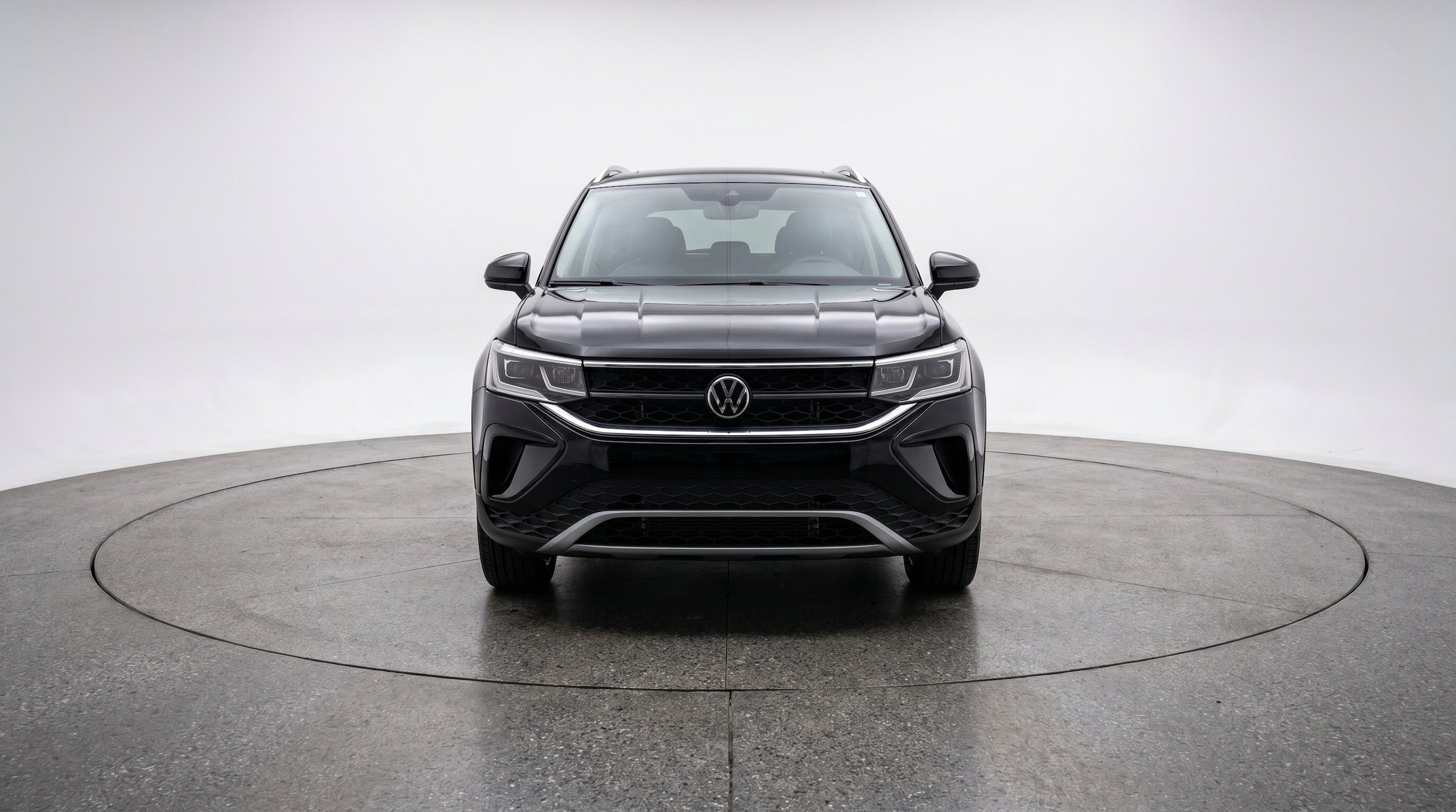 Thumbnail: 2025 Volkswagen Taos - 2