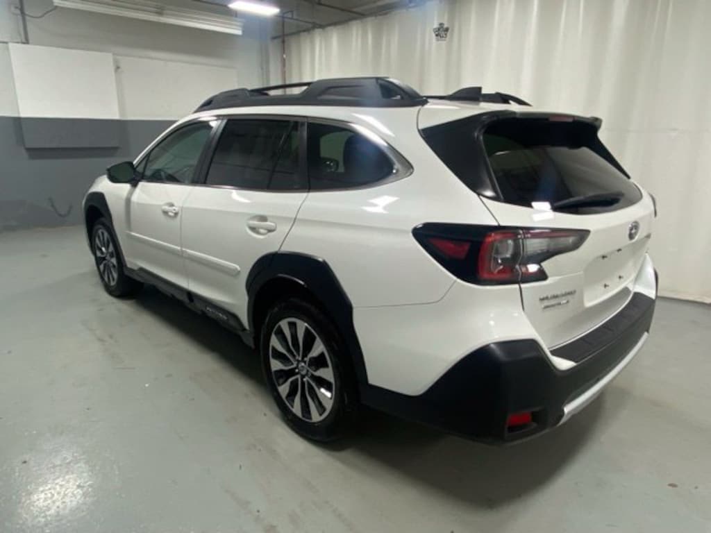 Used 2024 Subaru Outback Limited SUV