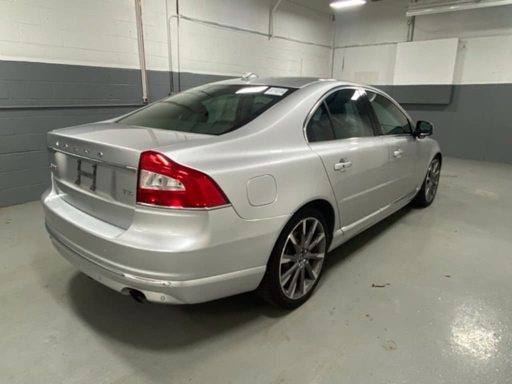 Used 2016 Volvo S80 T5 Sedan