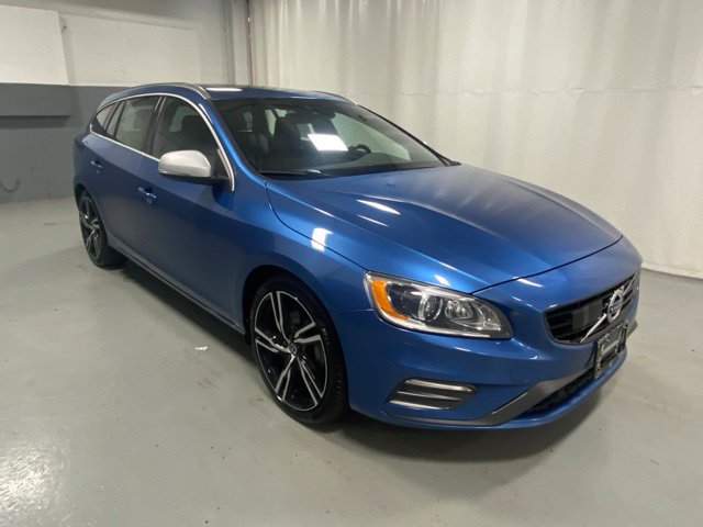 Used 2017 Volvo V60 T6 R-Design Platinum Wagon