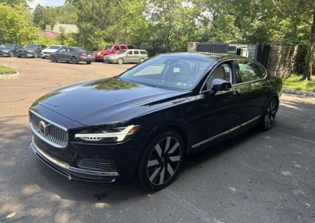 Used 2024 Volvo S90 Recharge Plug-In Hybrid Ultimate Sedan